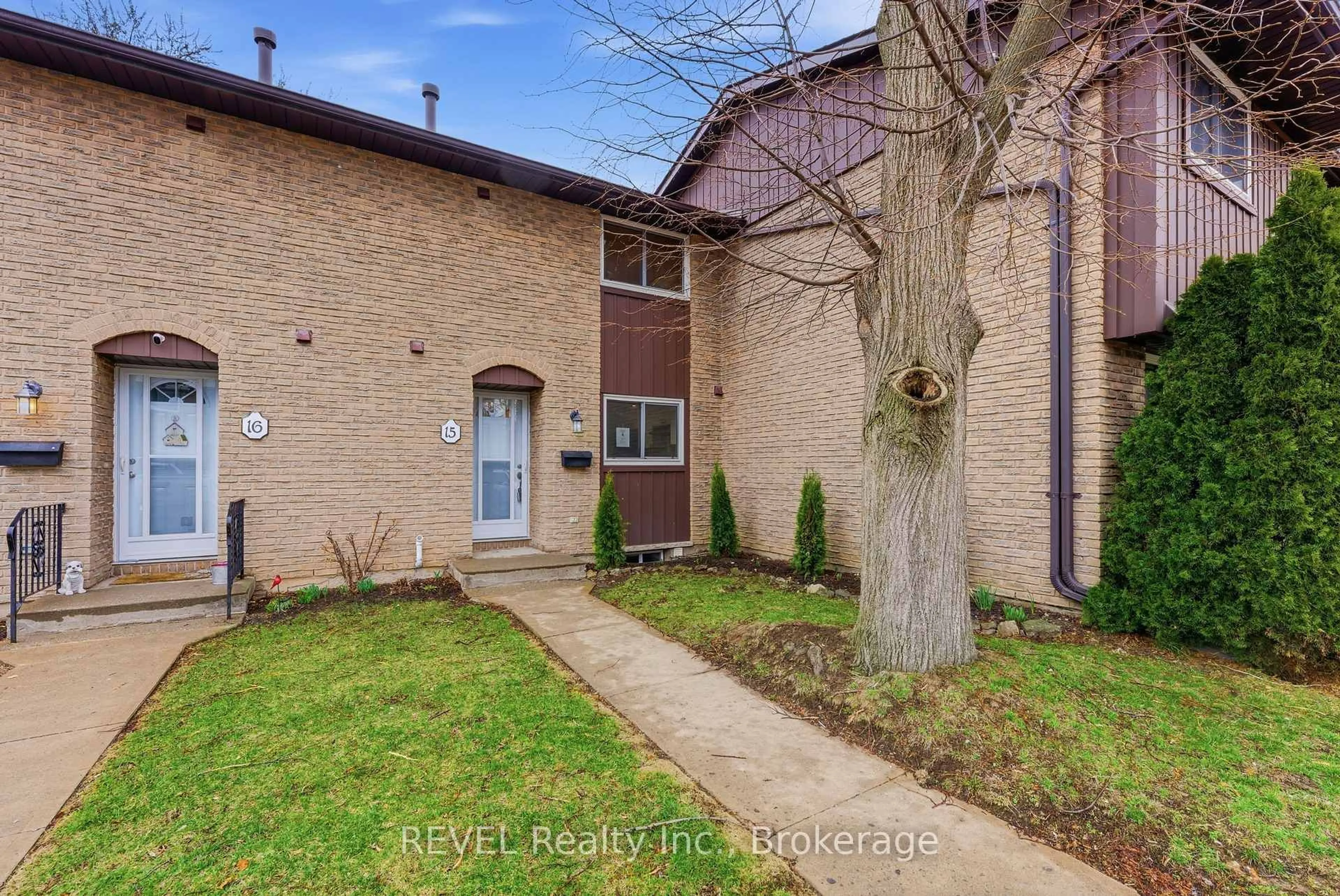 Unknown for 151 Linwell Rd #15, St. Catharines Ontario L2N 6P3