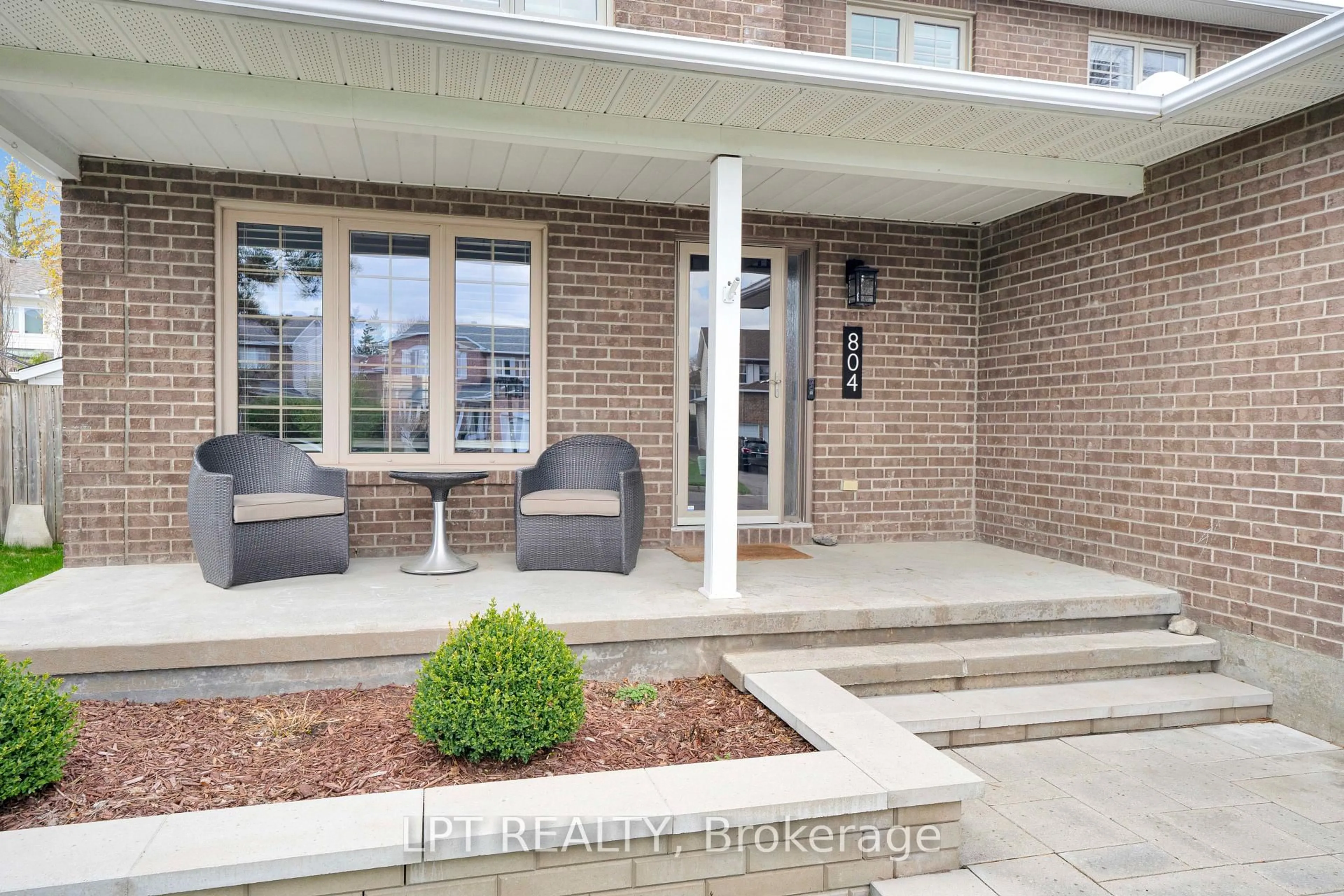 Unknown for 804 Hauteview Dr, Ottawa Ontario K4A 2M1