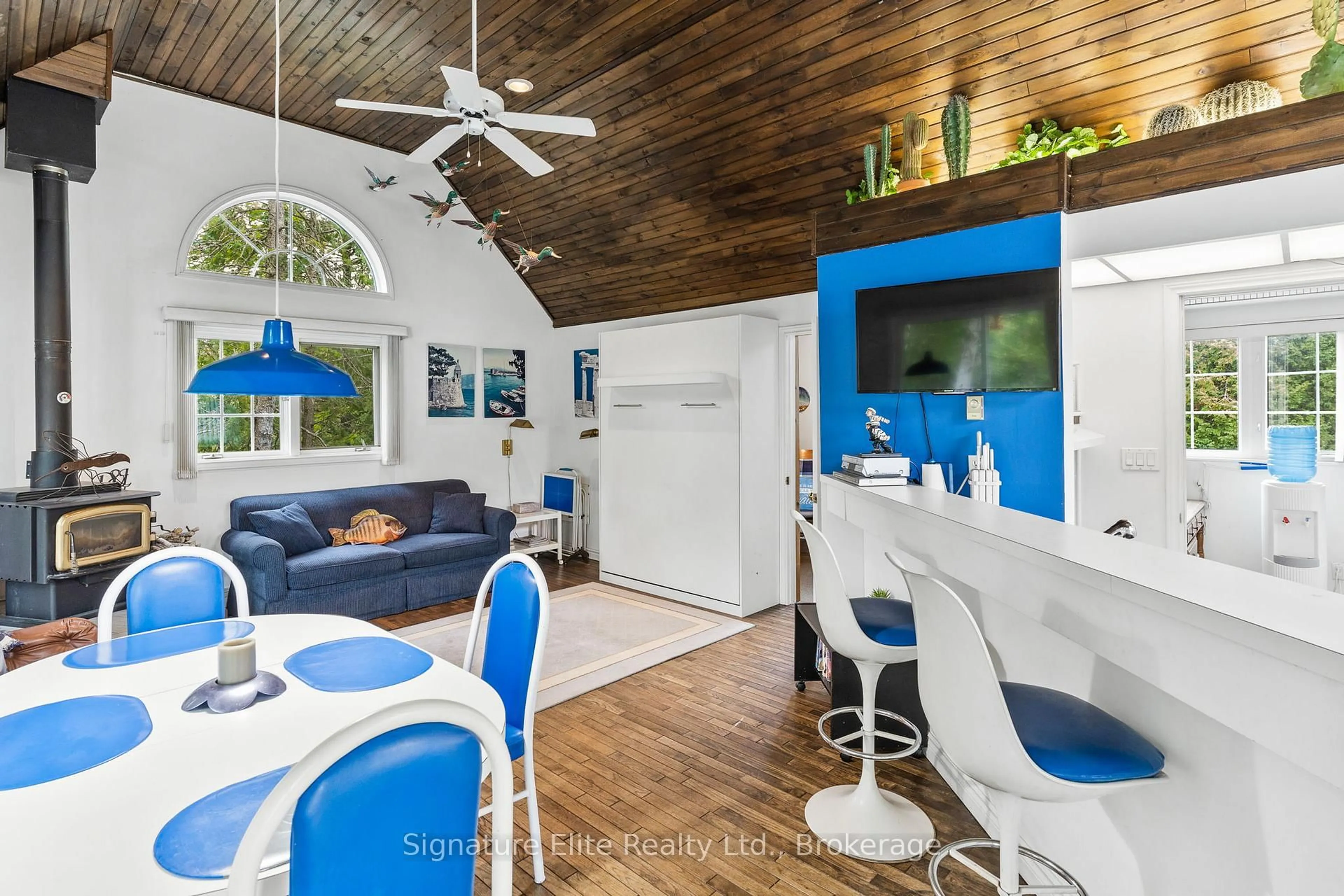 Open concept kitchen, unknown for 41 Duncombe Dr, Kawartha Lakes Ontario K0M 1K0