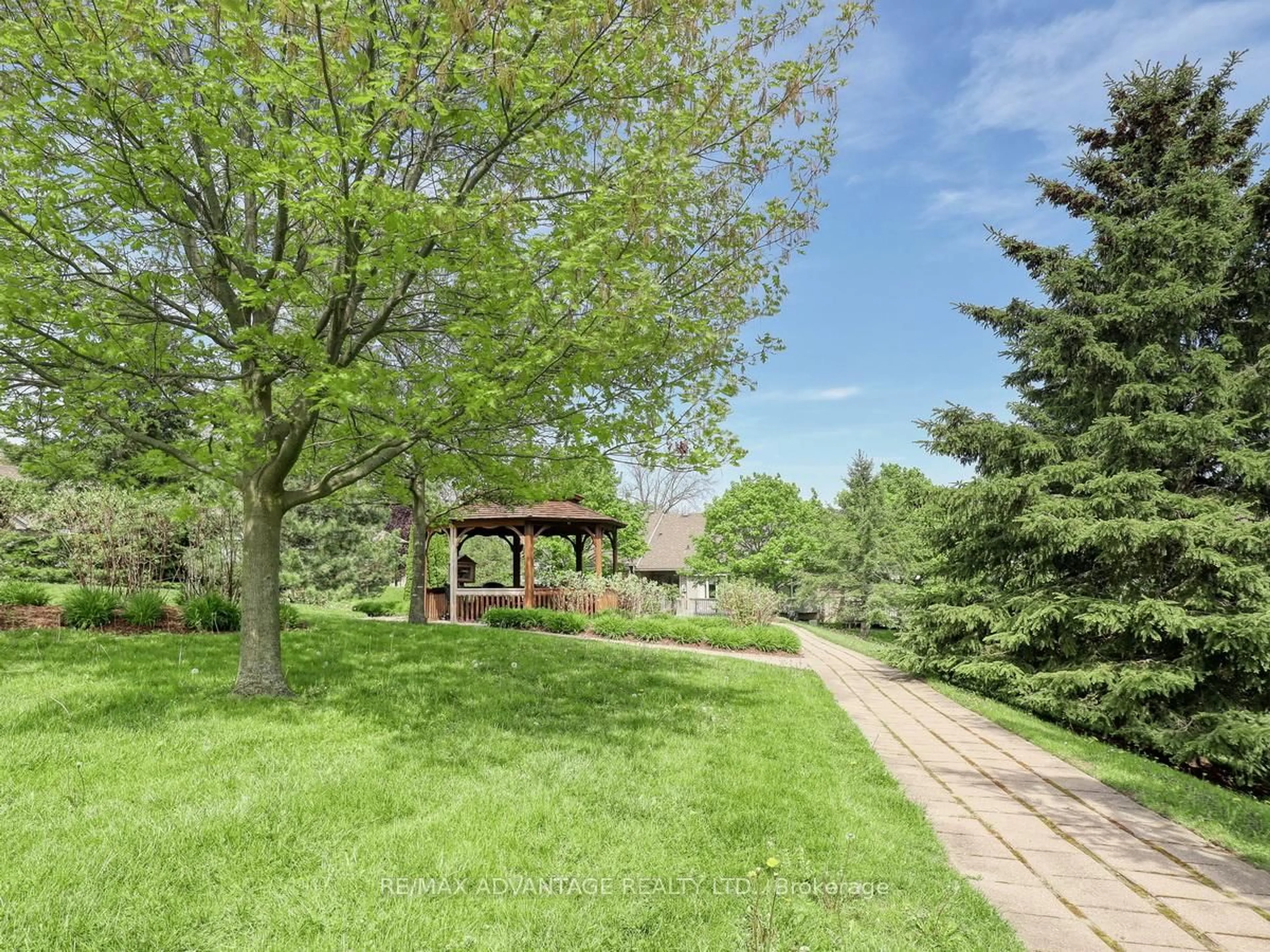Patio, unknown for 800 Commissioners Rd #42, London South Ontario N6K 1C2