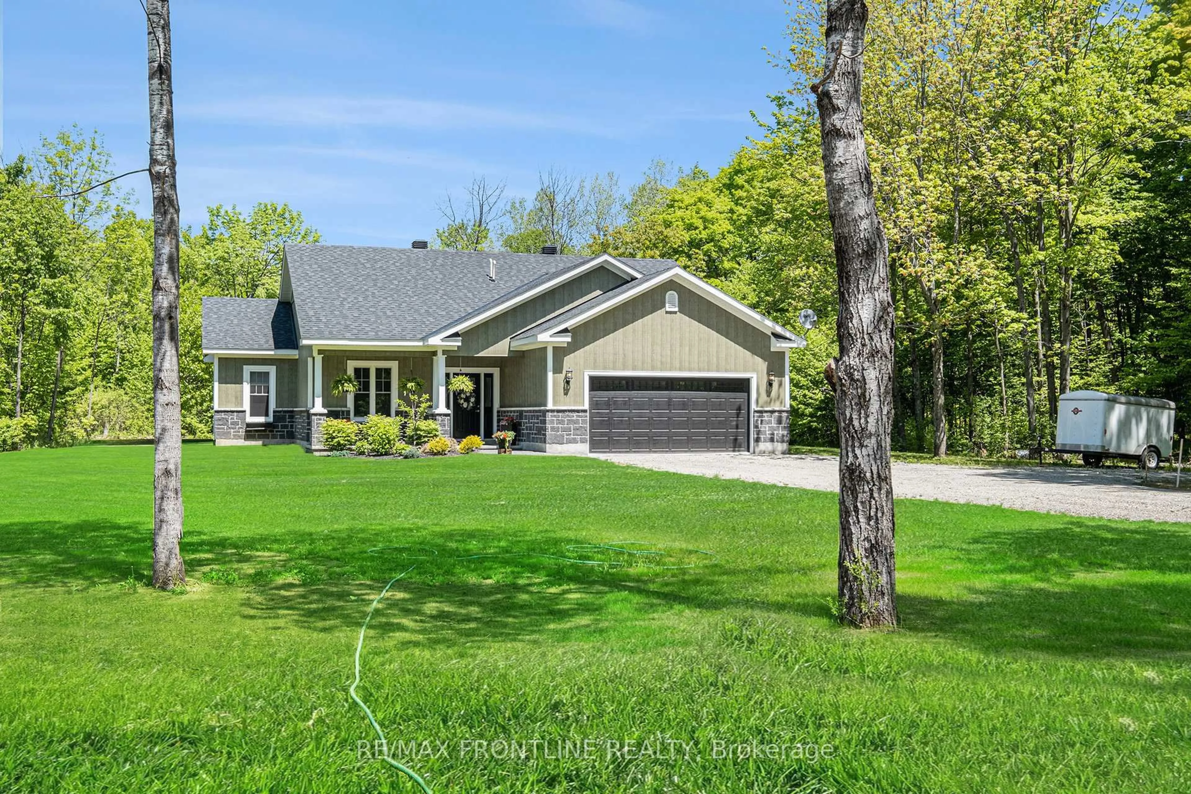 A pic from outside/outdoor area/front of a property/back of a property/a pic from drone, unknown for 4780 C Briton-Houghton Bay Rd, Rideau Lakes Ontario K0G 1V0