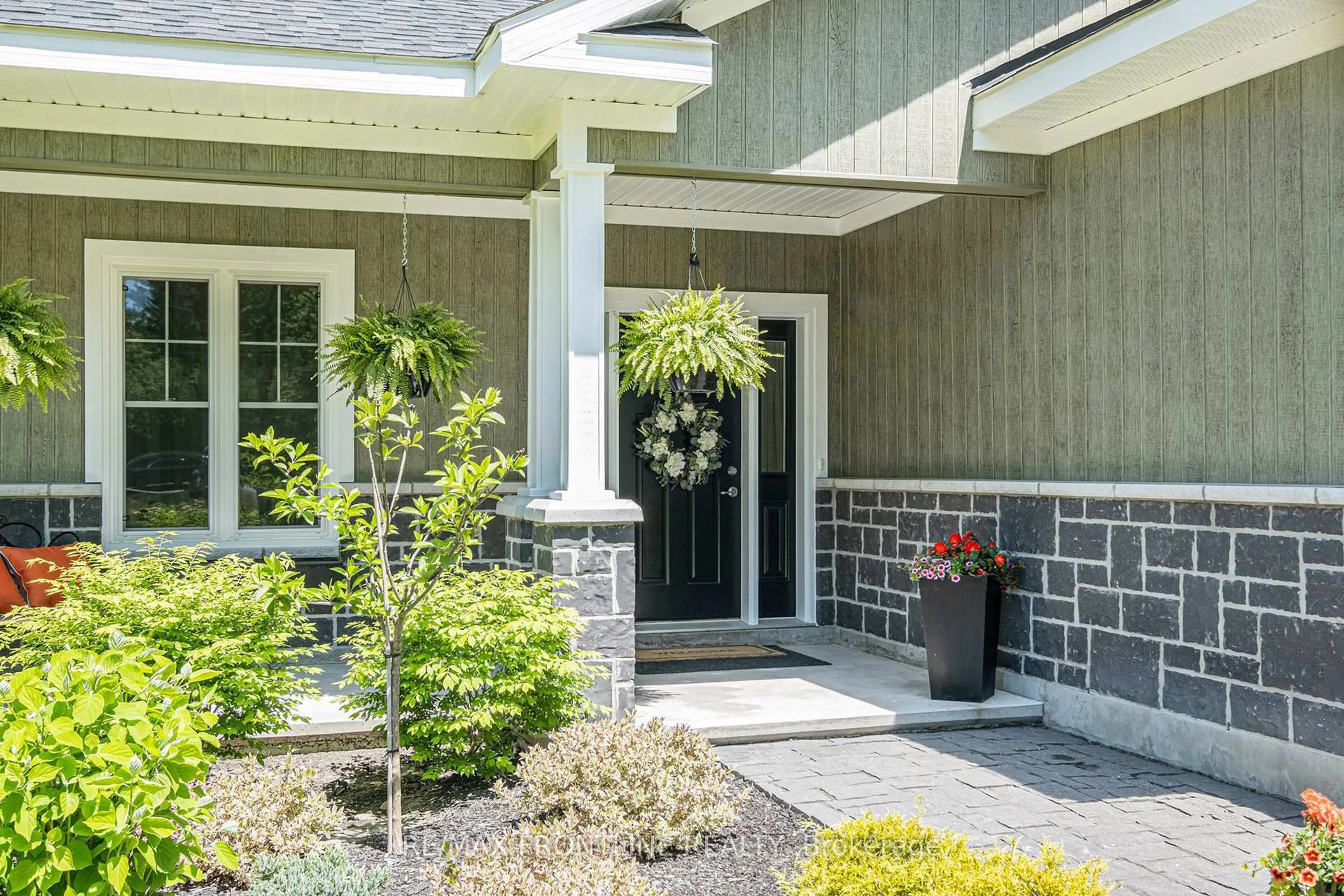 Indoor entryway for 4780 C Briton-Houghton Bay Rd, Rideau Lakes Ontario K0G 1V0