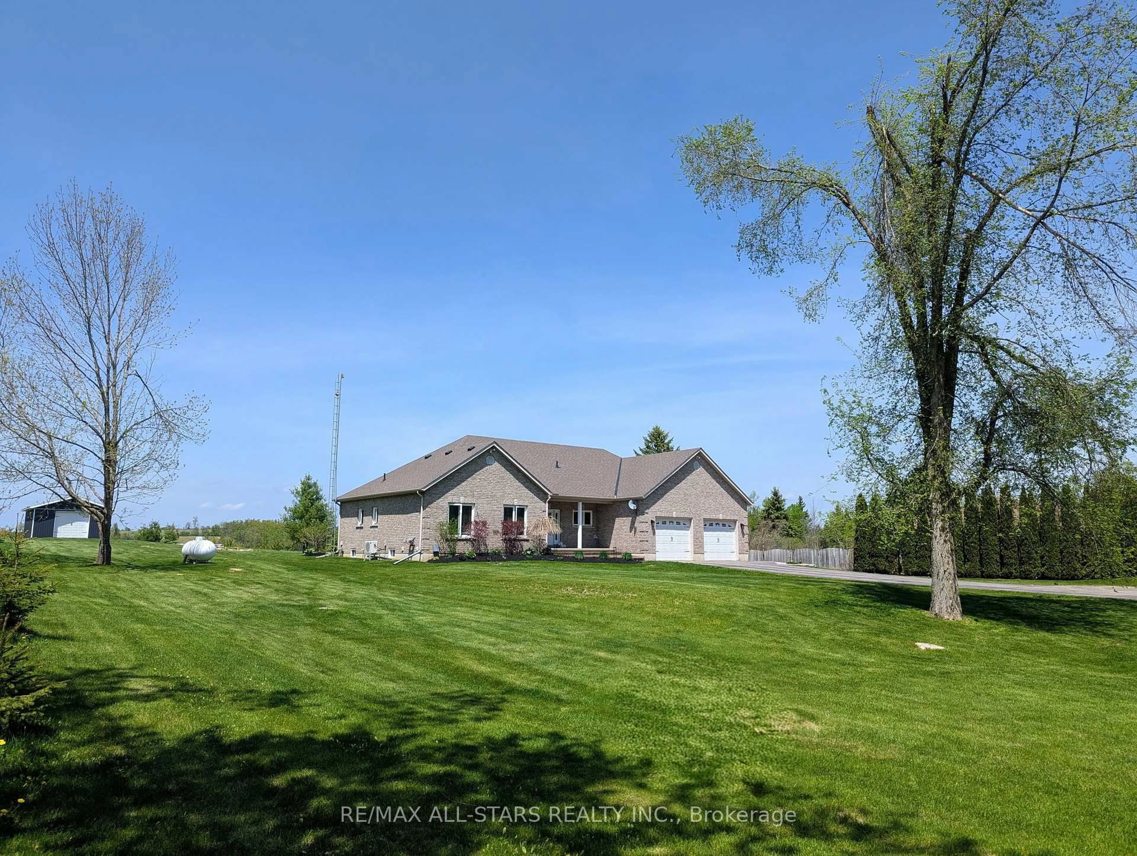 A pic from outside/outdoor area/front of a property/back of a property/a pic from drone, unknown for 664 BLAND Line, Cavan Monaghan Ontario L0A 1C0
