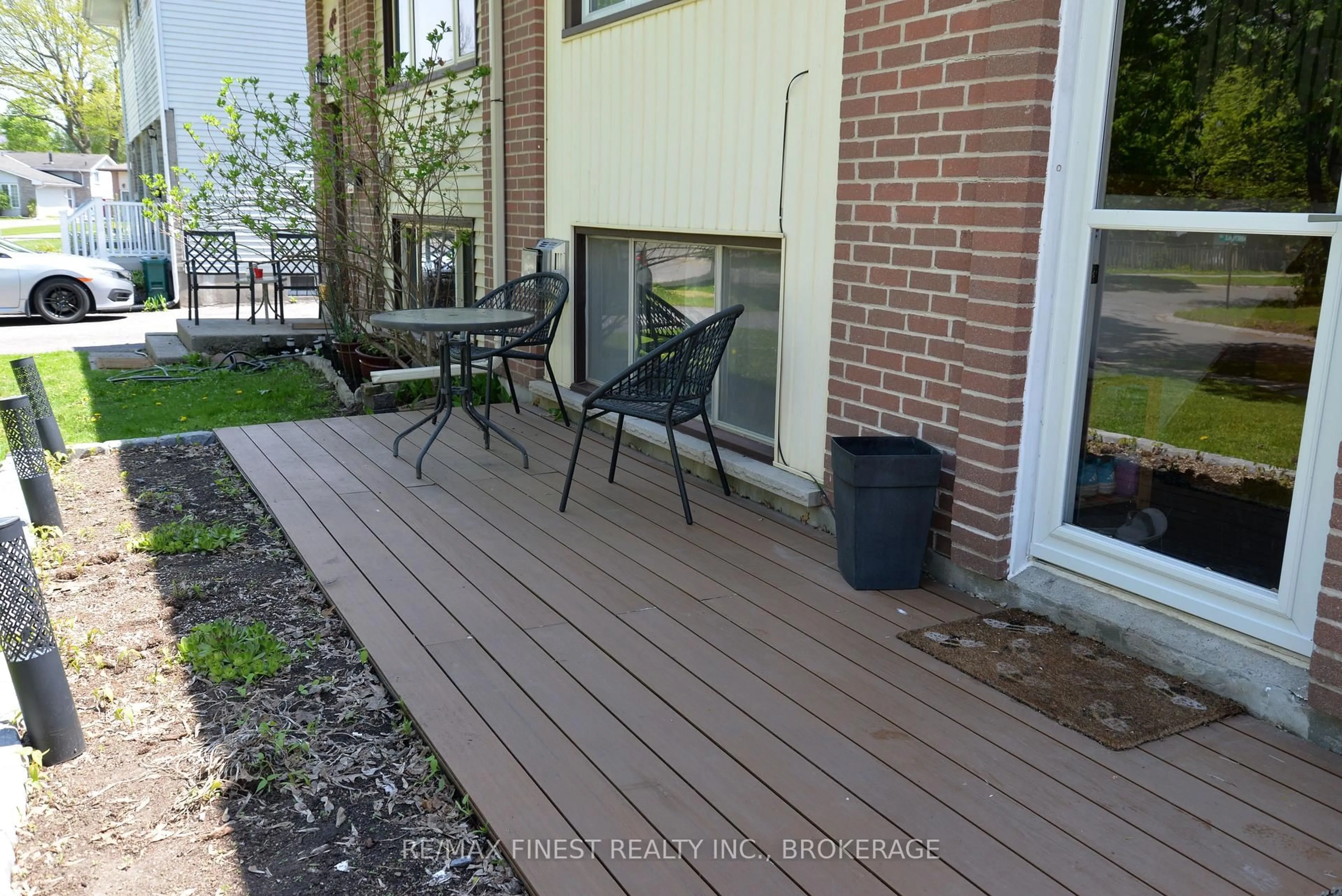 Patio, street for 48 Abbey Dale Crt, Kingston Ontario K7K 5W9
