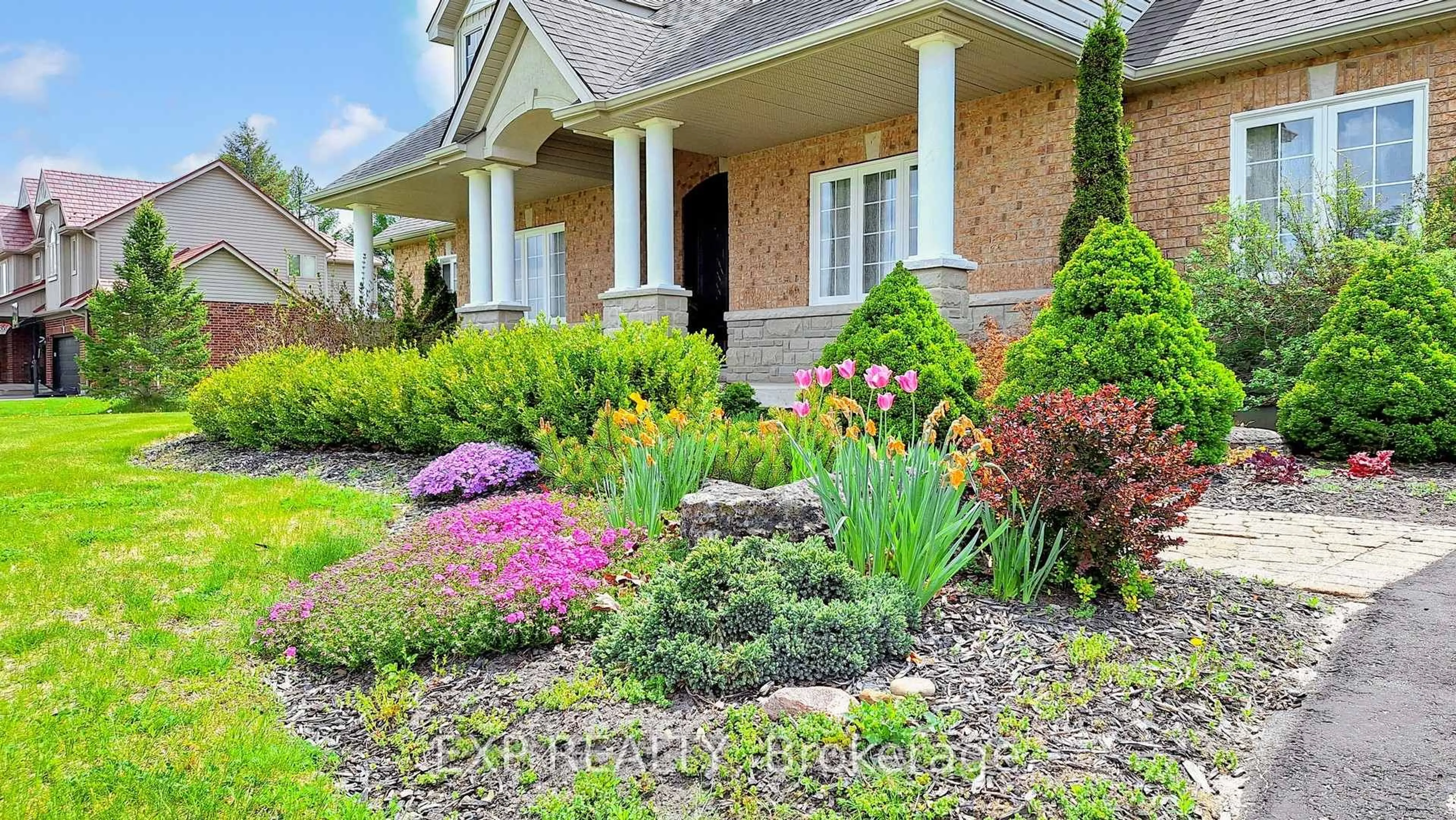 Home with brick exterior material, street for 42 Somerville Cres, Mulmur Ontario L0N 1M0