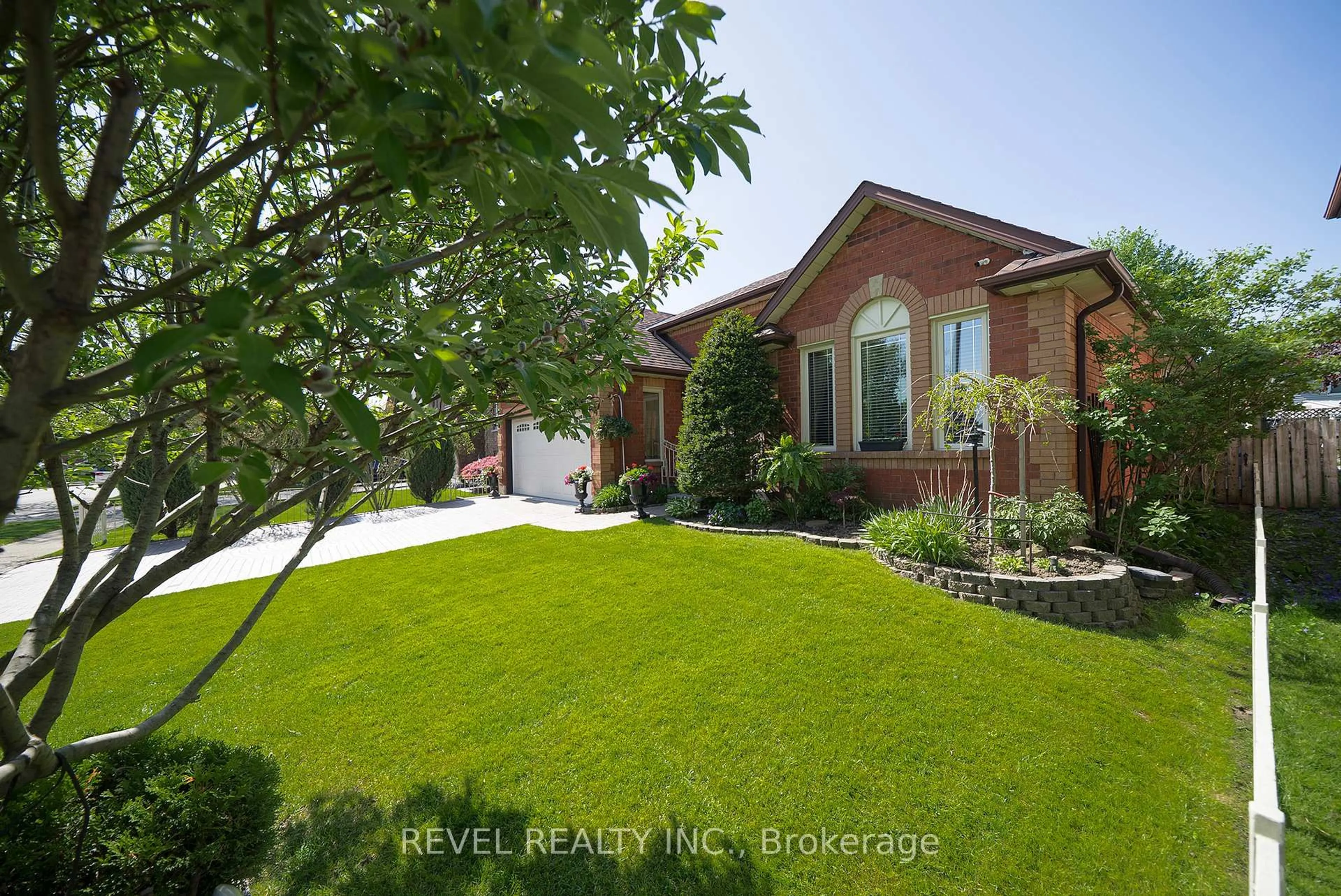 Unknown for 25 Maplecrest Lane, Brantford Ontario N3R 7T9