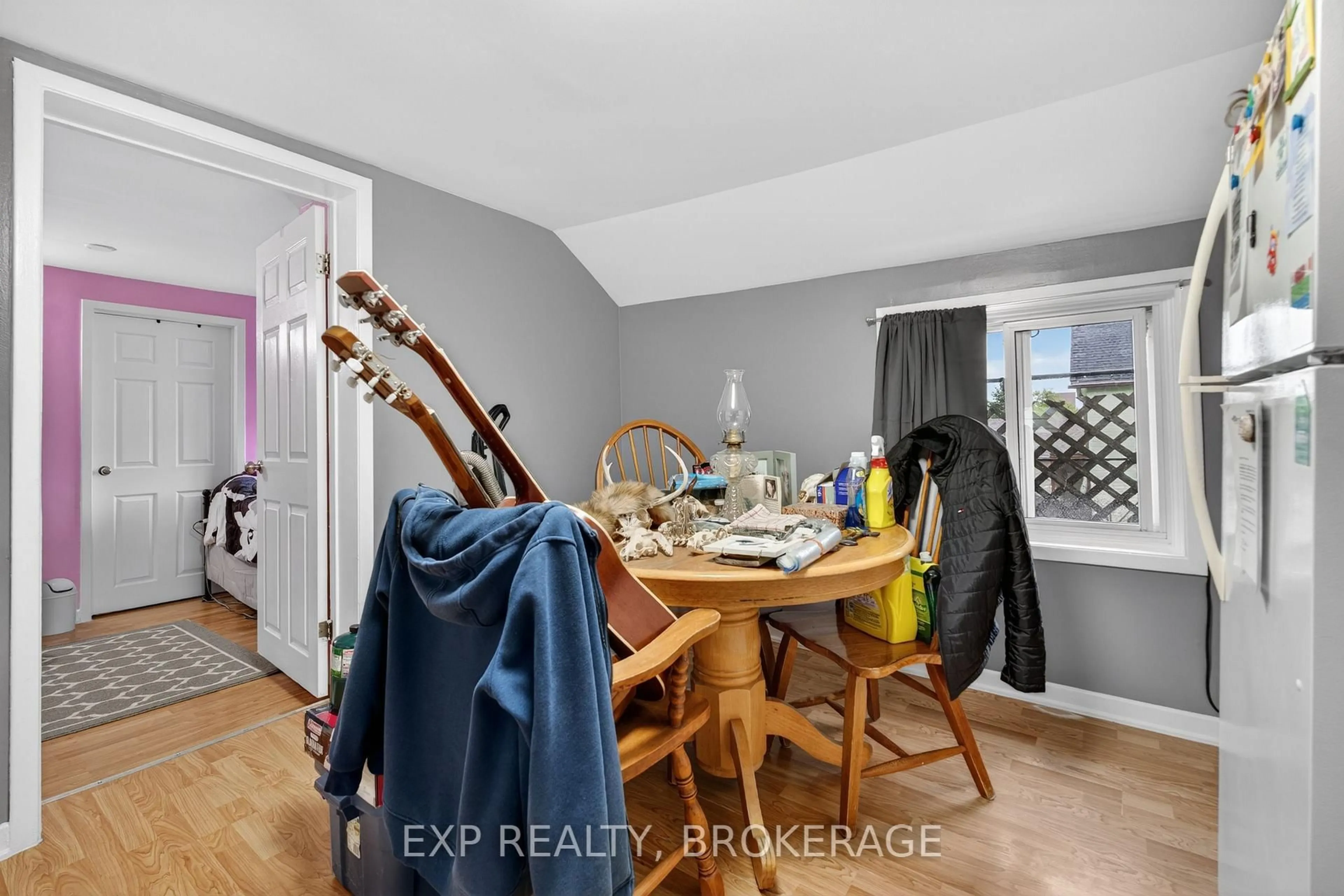 Unknown for 342 KING St, Brockville Ontario K6V 3S3