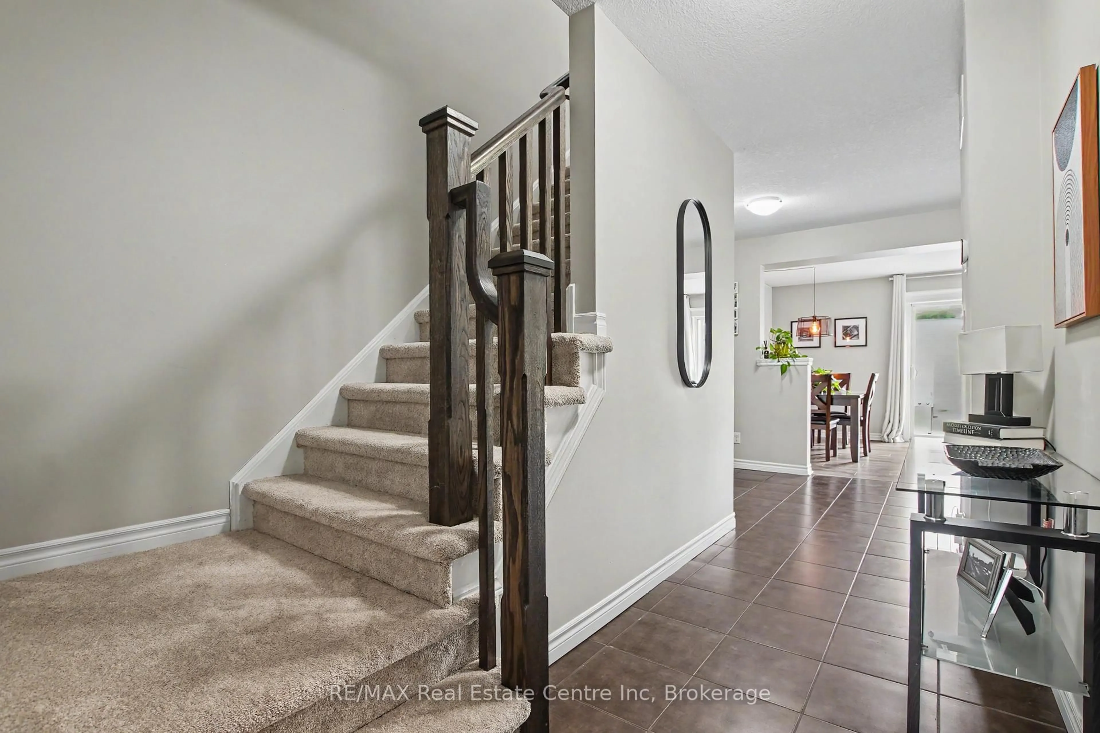 Unknown for 58 Curzon Cres, Guelph Ontario N1K 1Z8