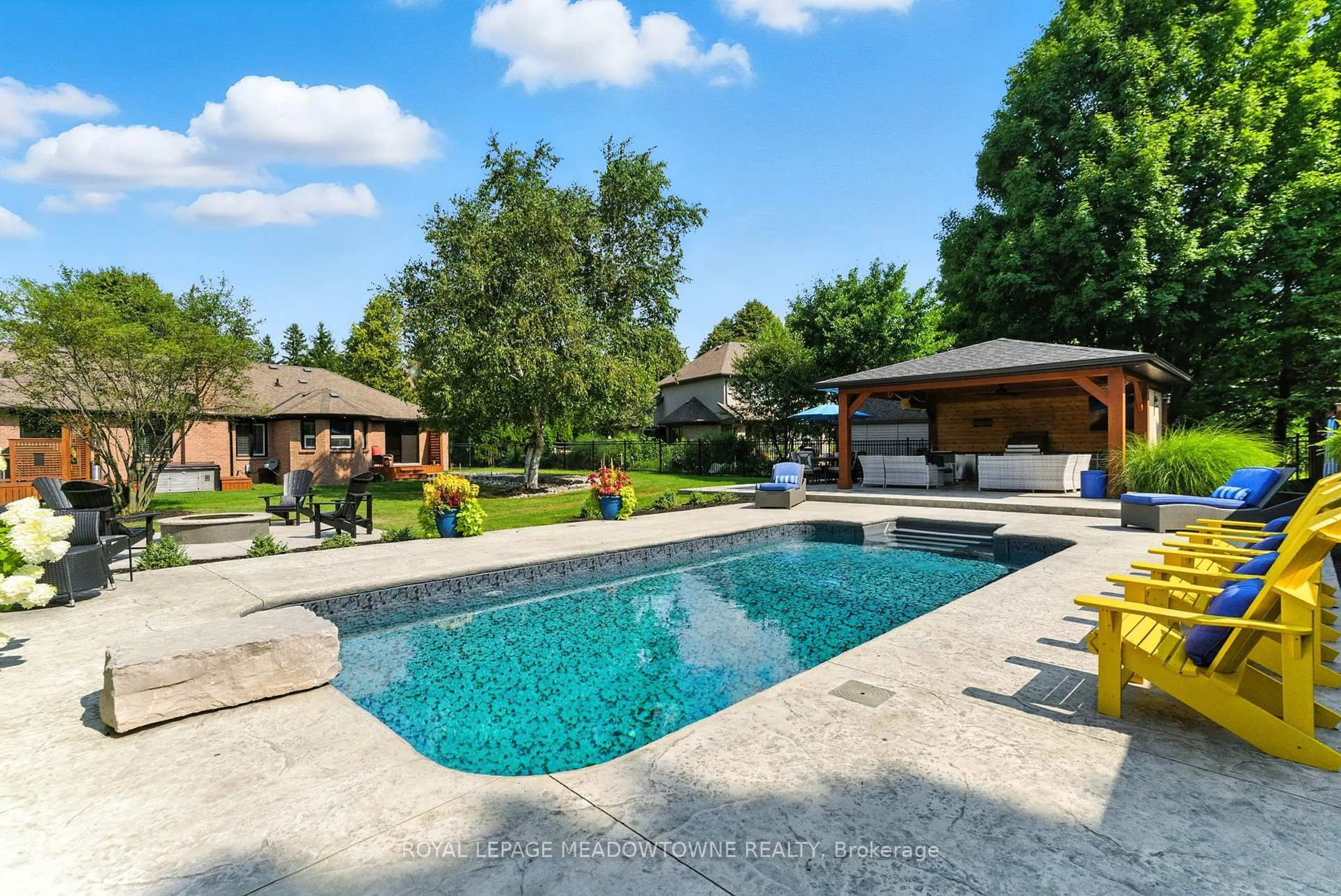 Pool for 2 Blueheron Lane, Hamilton Ontario L0R 1H1