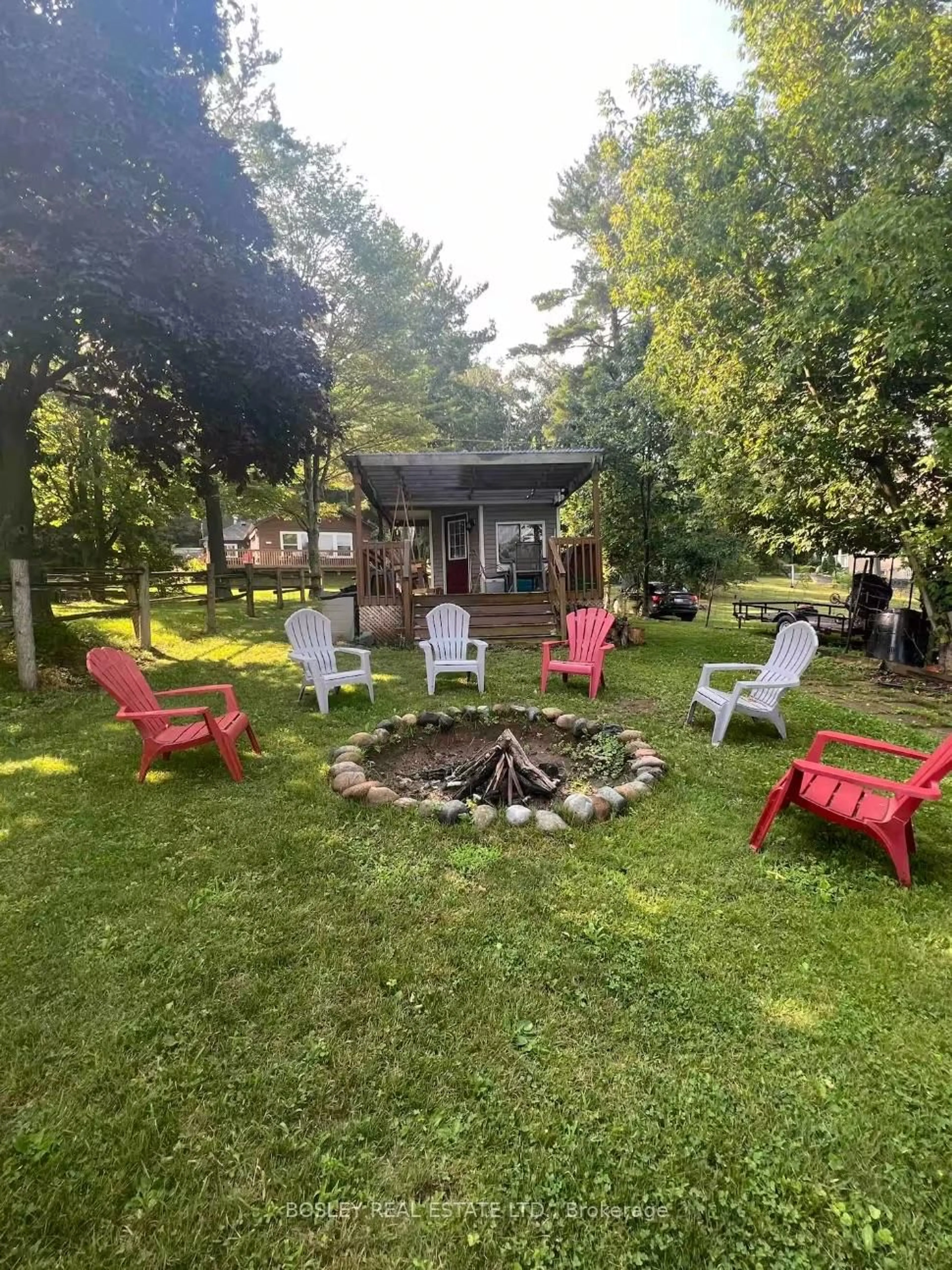 Patio, unknown for 8018 Tait's Beach Rd #135, Hamilton Township Ontario K0L 1E0