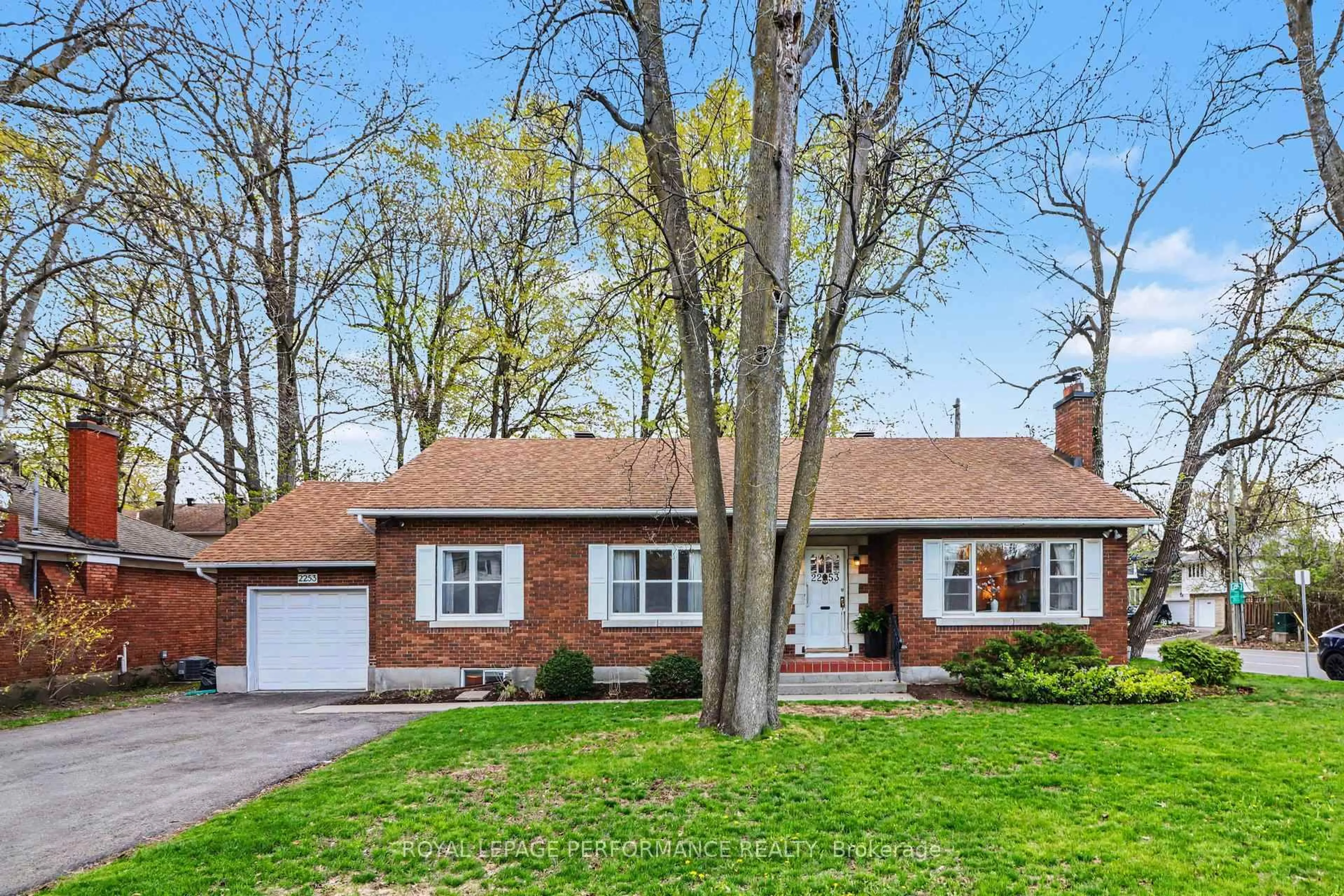 Home with brick exterior material, street for 2253 Alta Vista Dr, Ottawa Ontario K1H 7L9