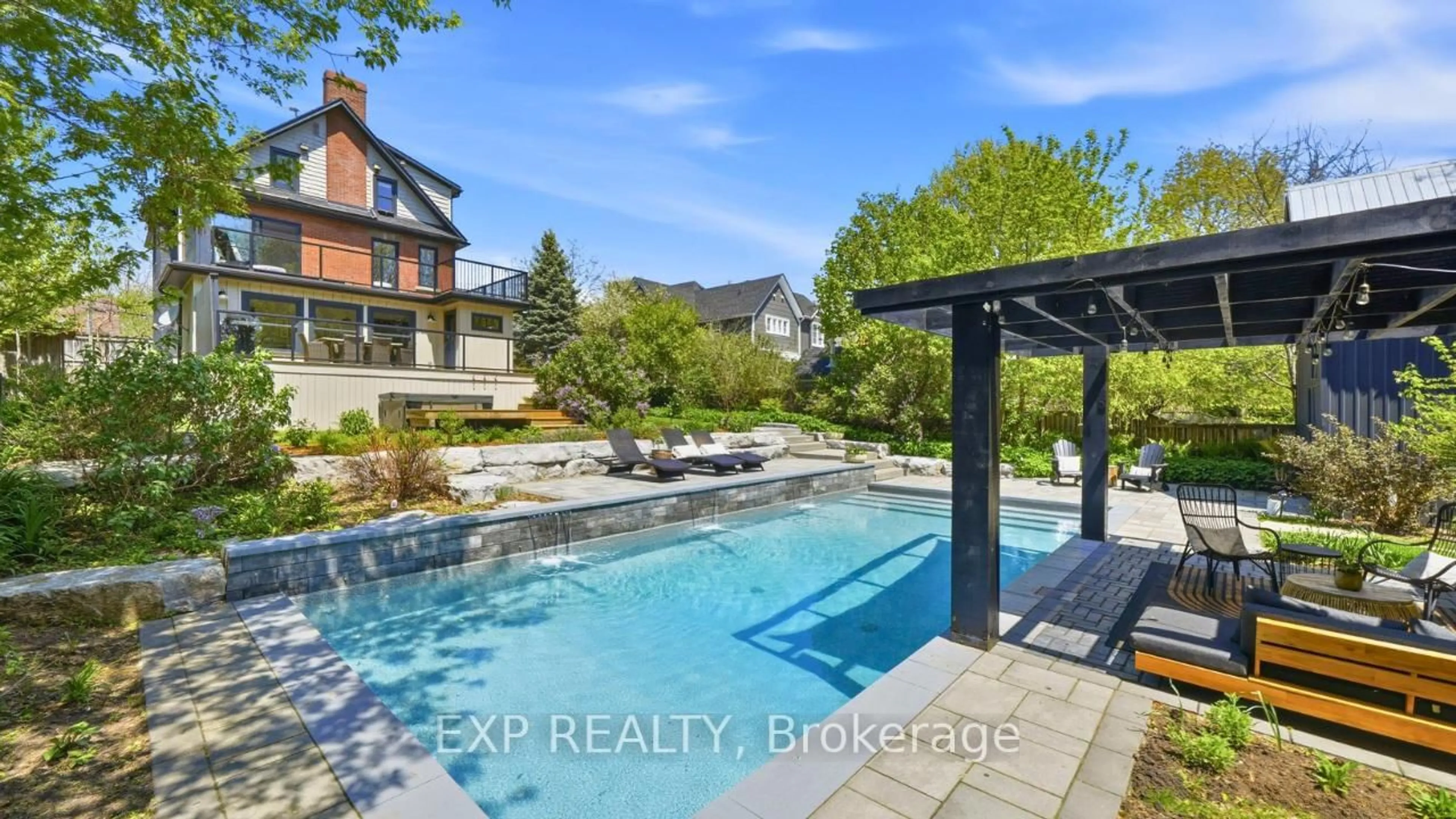 Pool for 16 Barker St, Prince Edward County Ontario K0K 2T0