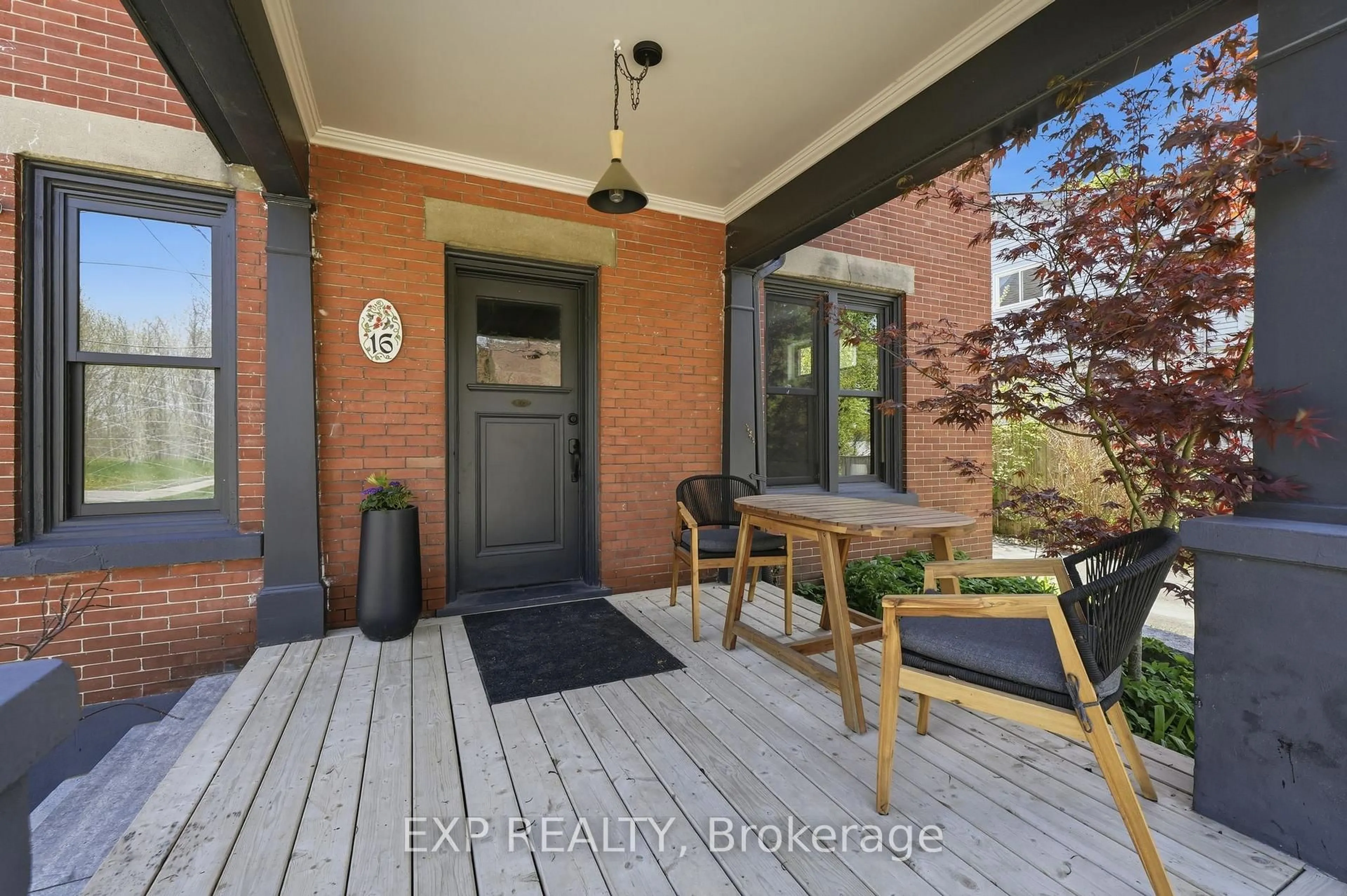 Unknown for 16 Barker St, Prince Edward County Ontario K0K 2T0