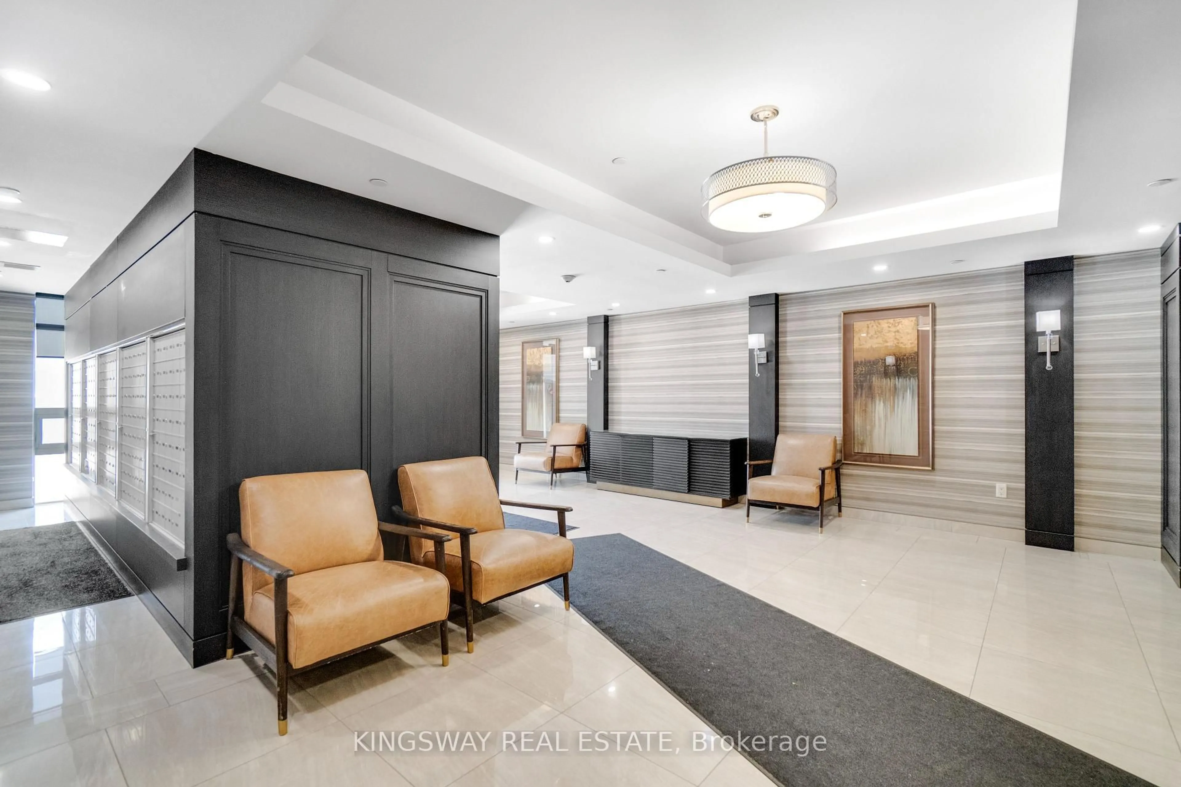 Lobby for 125 Shoreview Pl #109, Hamilton Ontario L8E 0K3