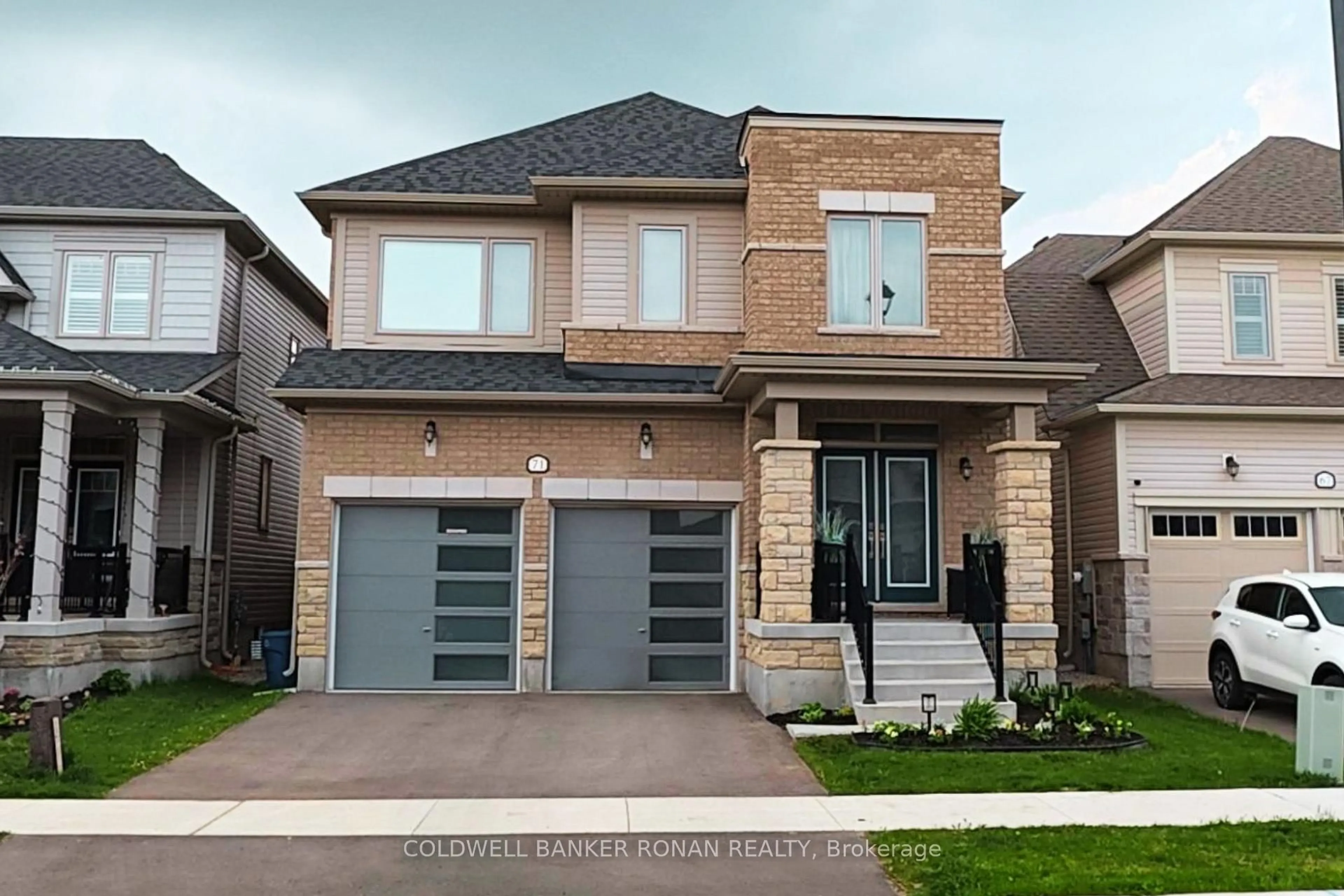 Home with brick exterior material, street for 71 Harpin Way, Centre Wellington Ontario N1M 0H8
