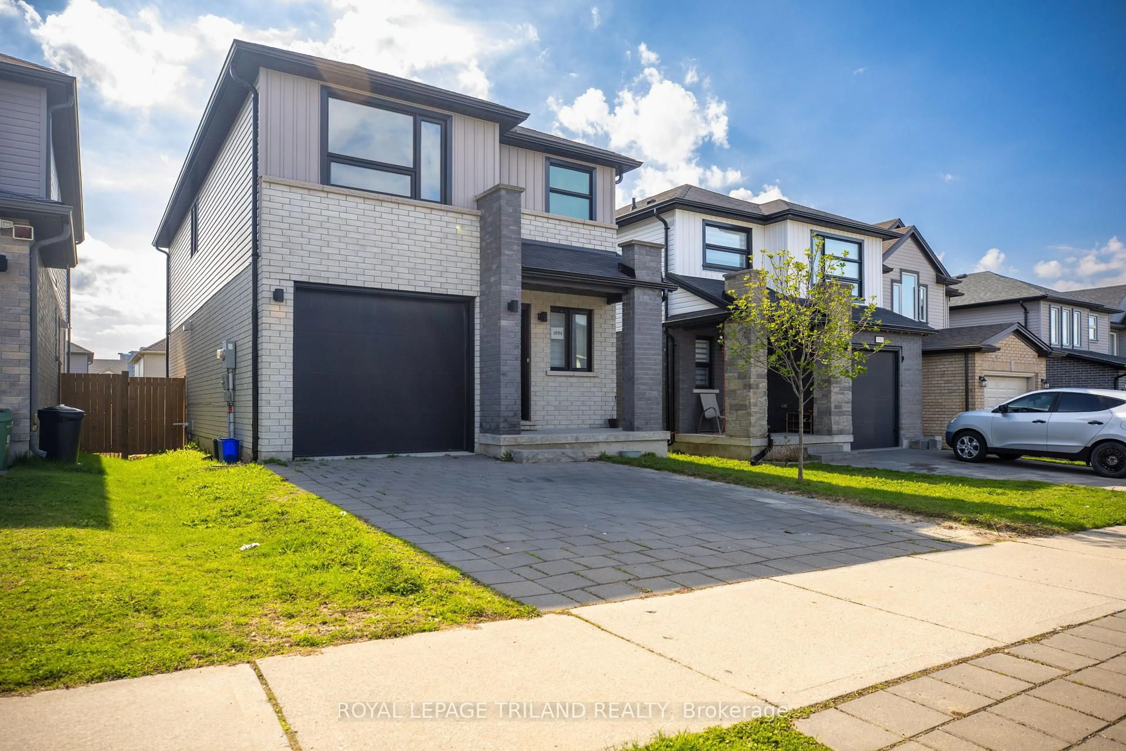 Home with brick exterior material, street for 1994 Foxridge Cres, London North Ontario N6G 0L8