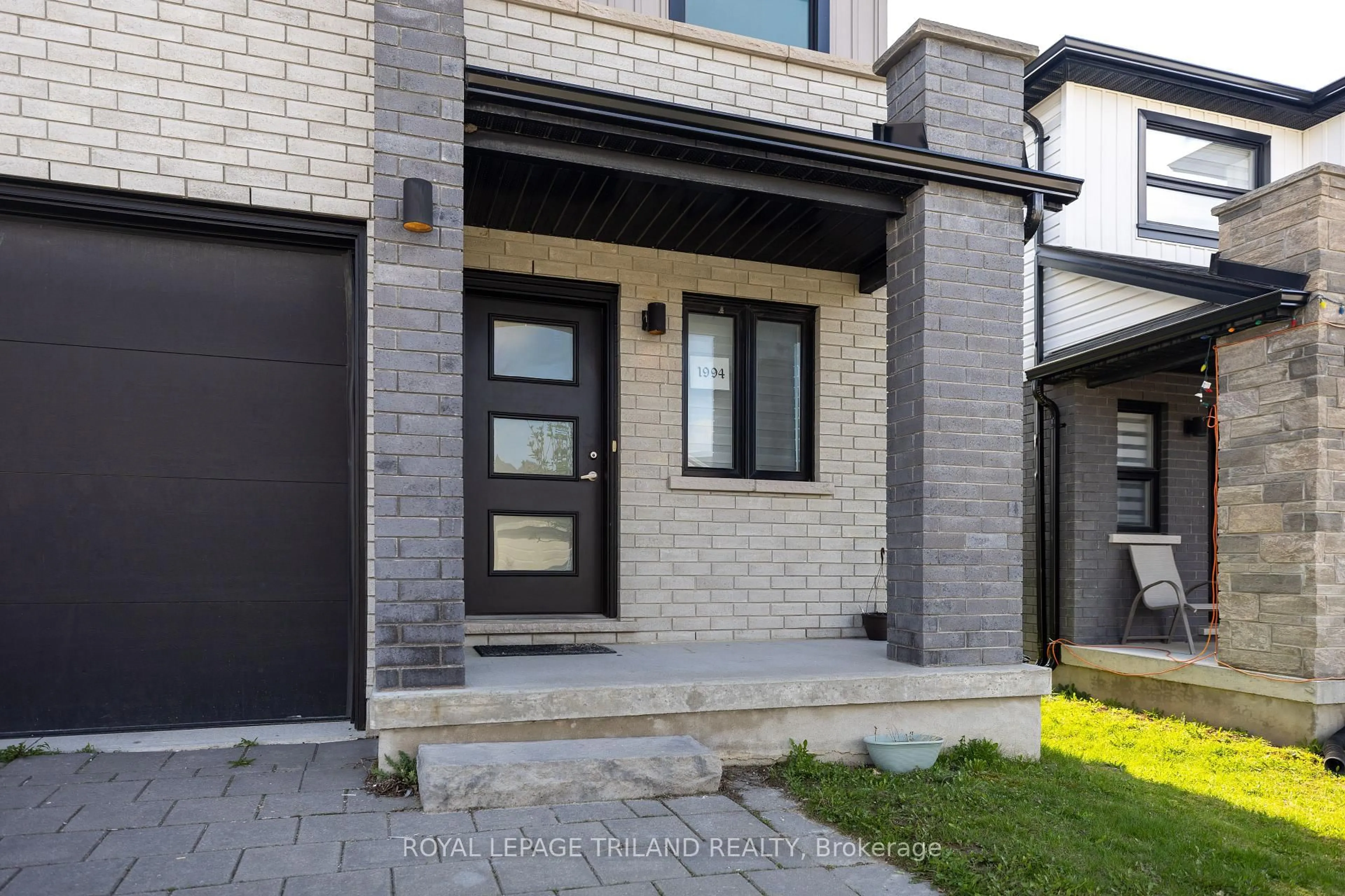 Home with brick exterior material, street for 1994 Foxridge Cres, London North Ontario N6G 0L8