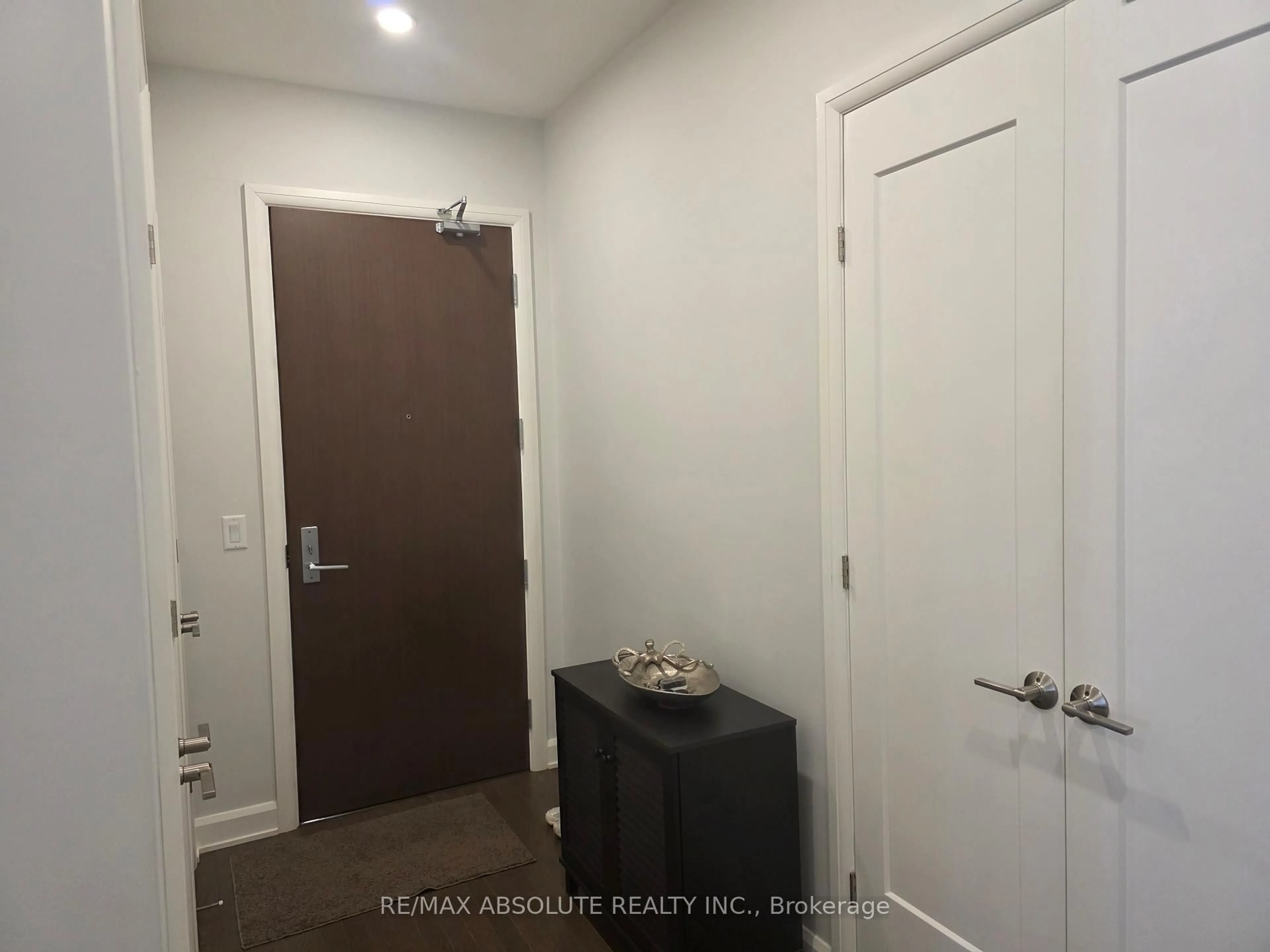 Unknown for 160 BOUNDSTONE Way #203, Ottawa Ontario K2T 0M8