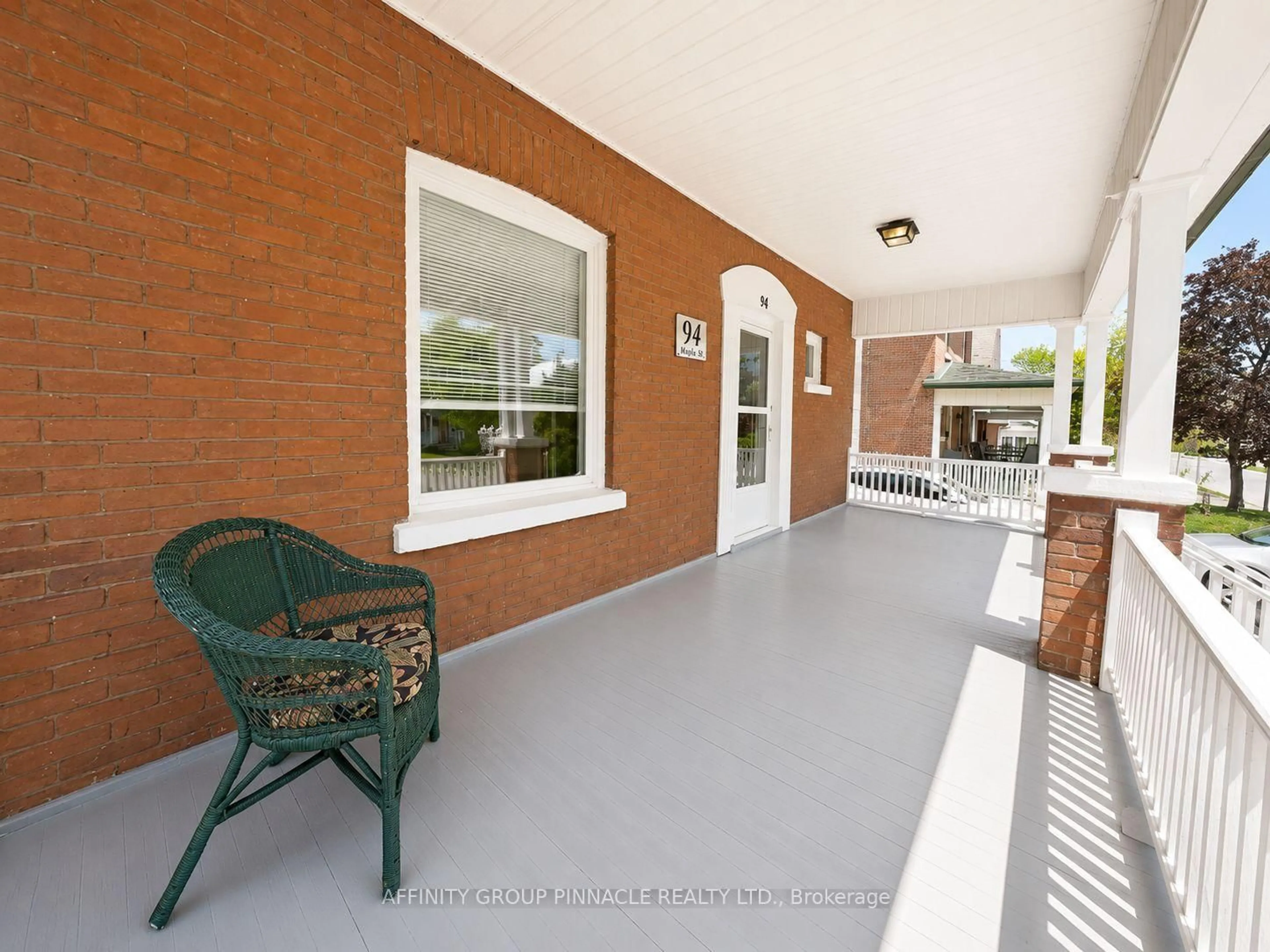 Patio, street for 94 Glenelg St, Kawartha Lakes Ontario K9V 2V9