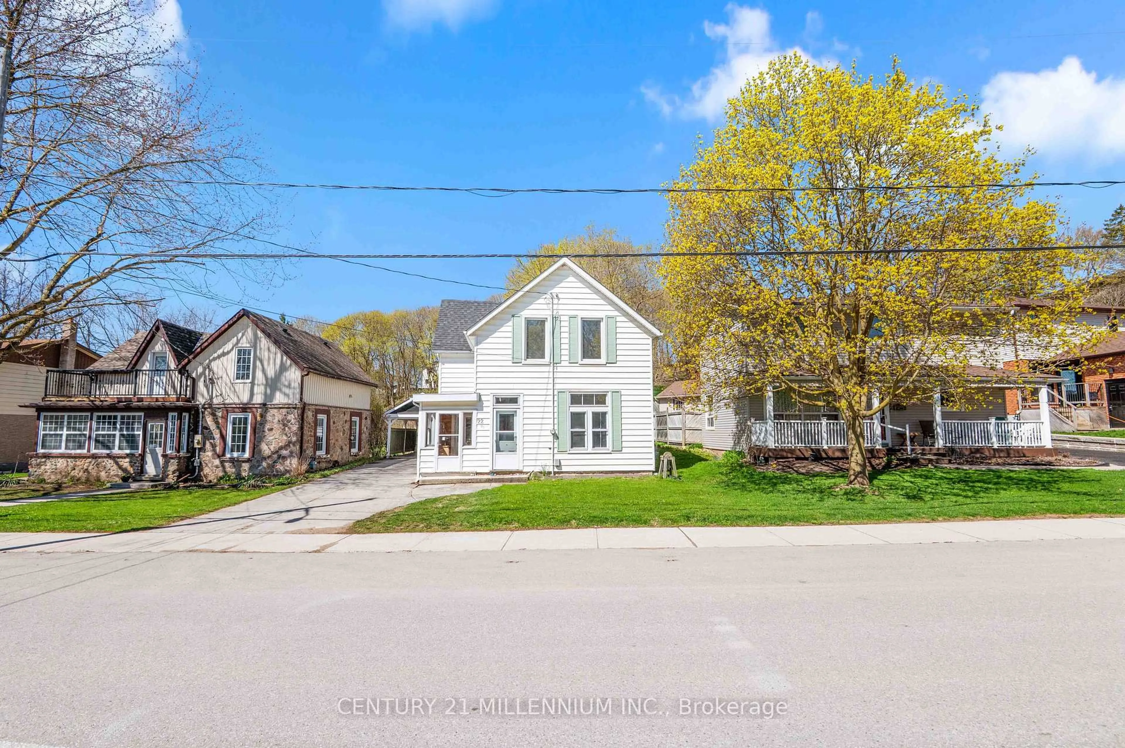 A pic from outside/outdoor area/front of a property/back of a property/a pic from drone, street for 22 Crozier St, East Luther Grand Valley Ontario L9W 5N6