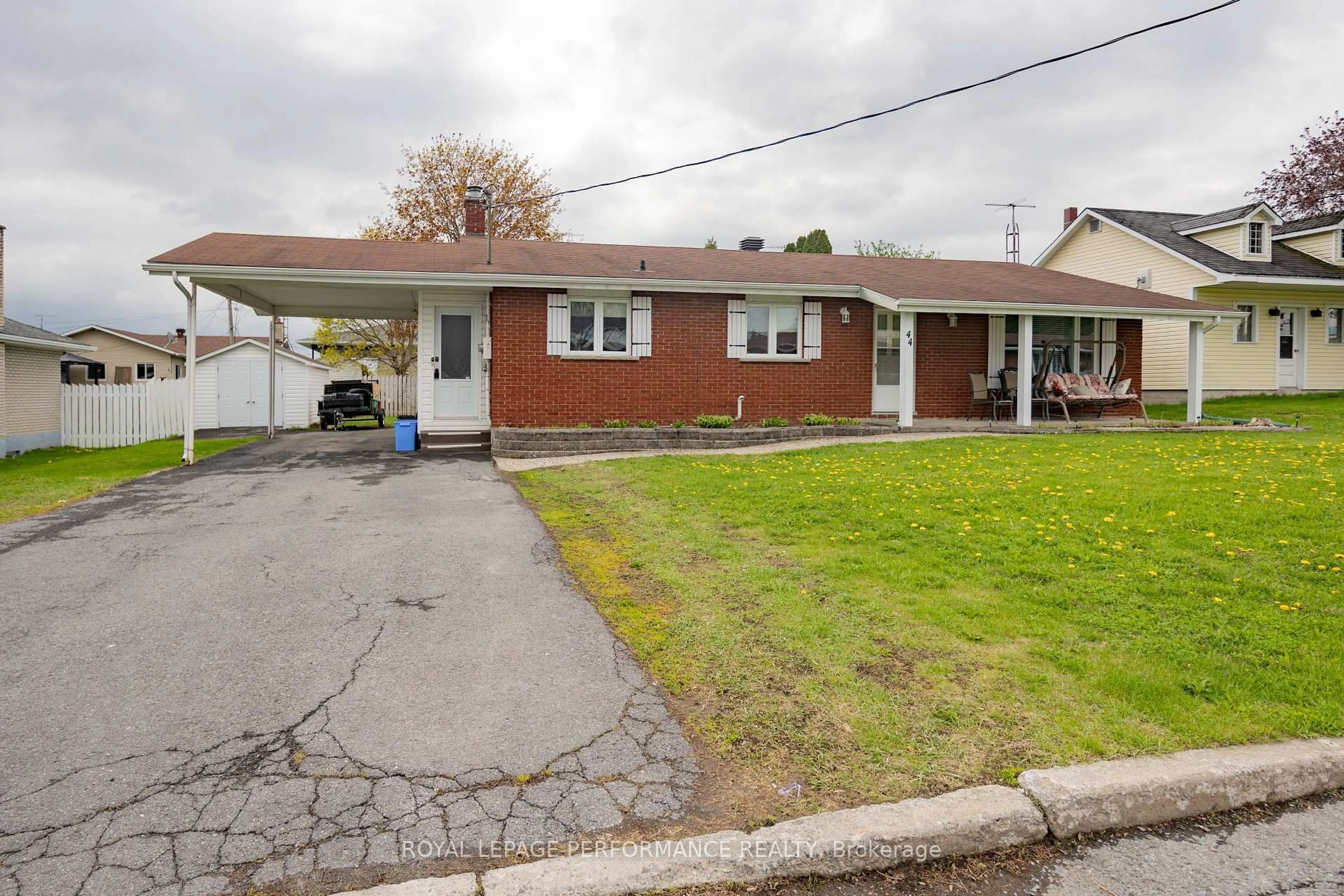 Unknown for 44 Victoria St, North Glengarry Ontario K0C 1A0