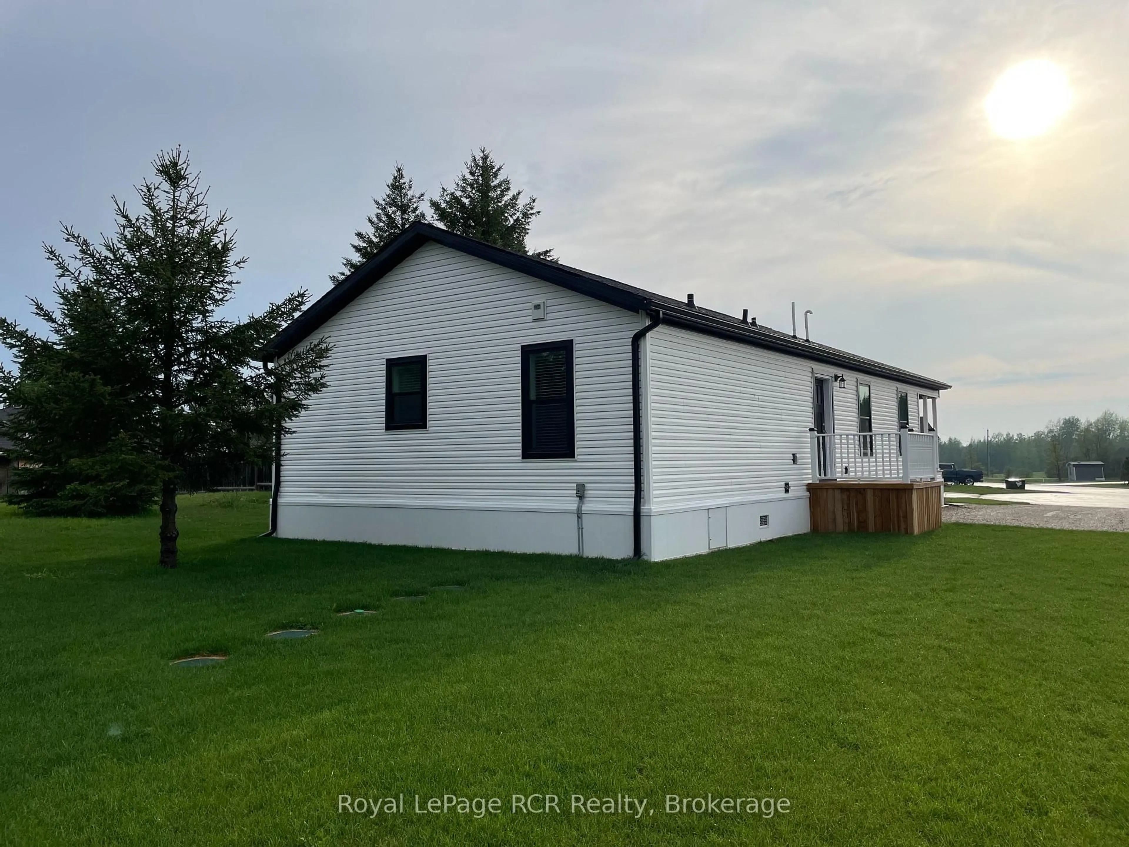 Unknown for 212 Spruce Dr, West Grey Ontario N4N 3B8