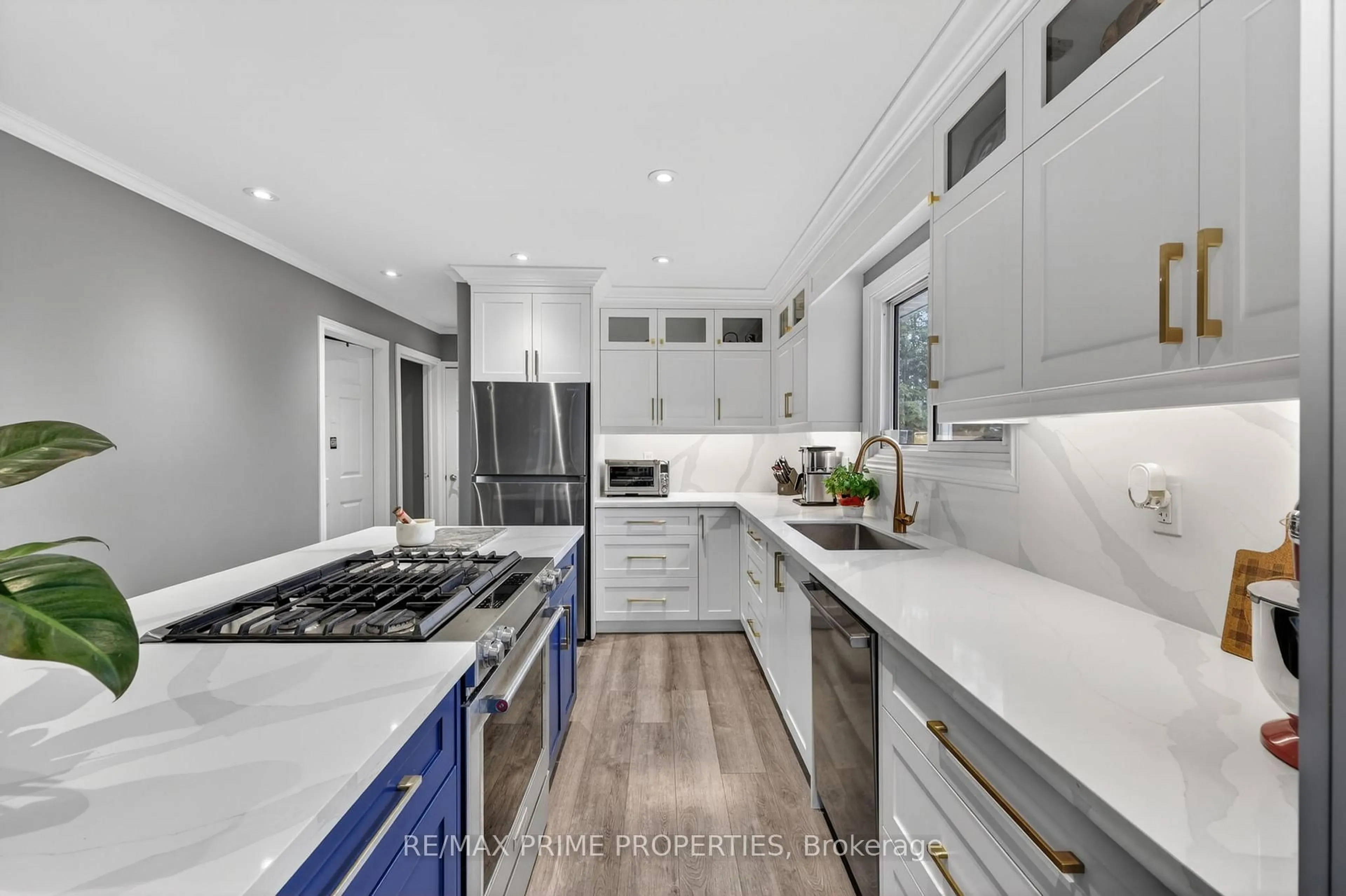 Contemporary kitchen, ceramic/tile floor for 118 Stanley Rd, Kawartha Lakes Ontario K0M 2T0