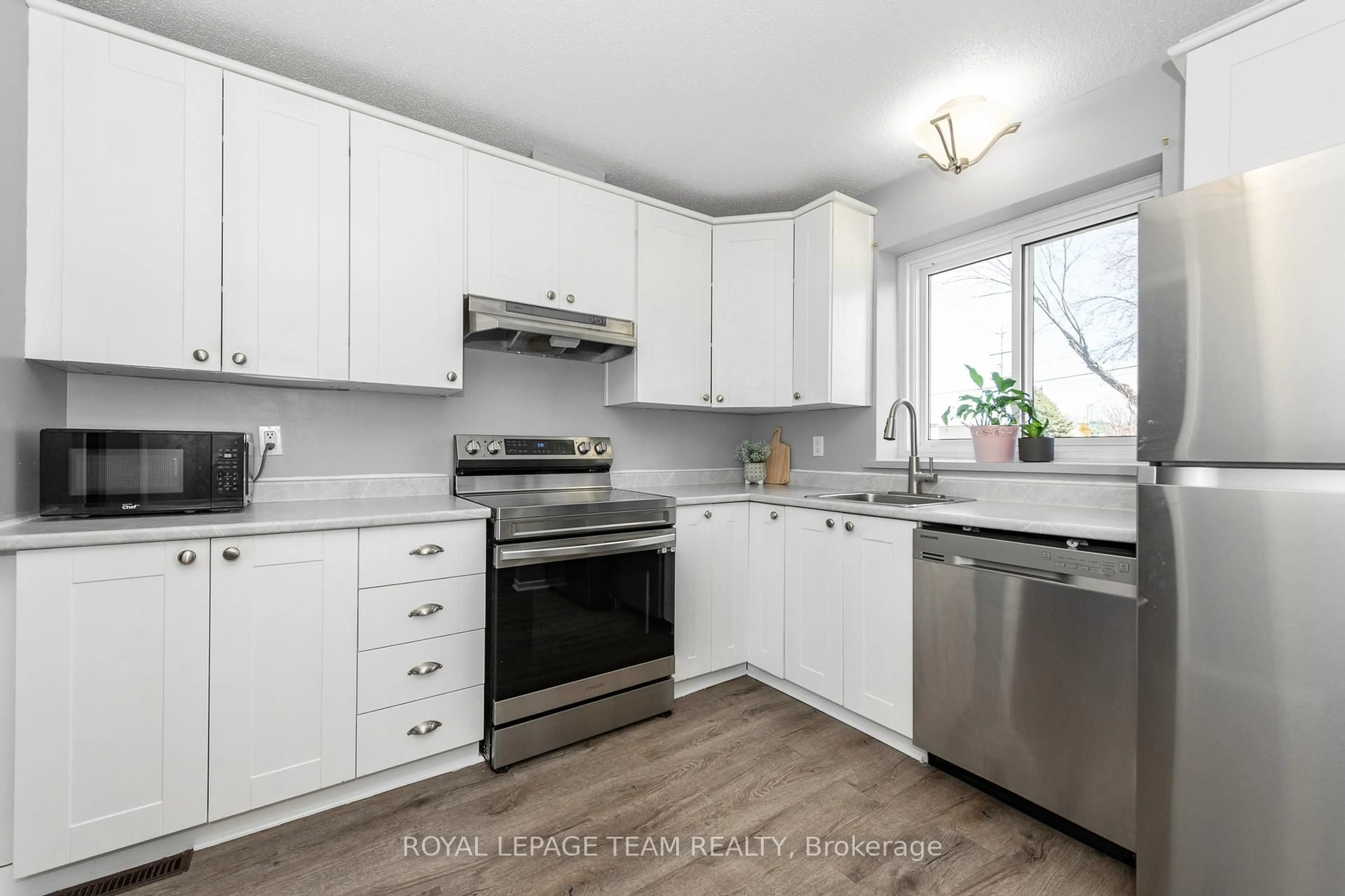 Open concept kitchen, unknown for 420 A Moodie Dr #52, Ottawa Ontario K2H 8A6