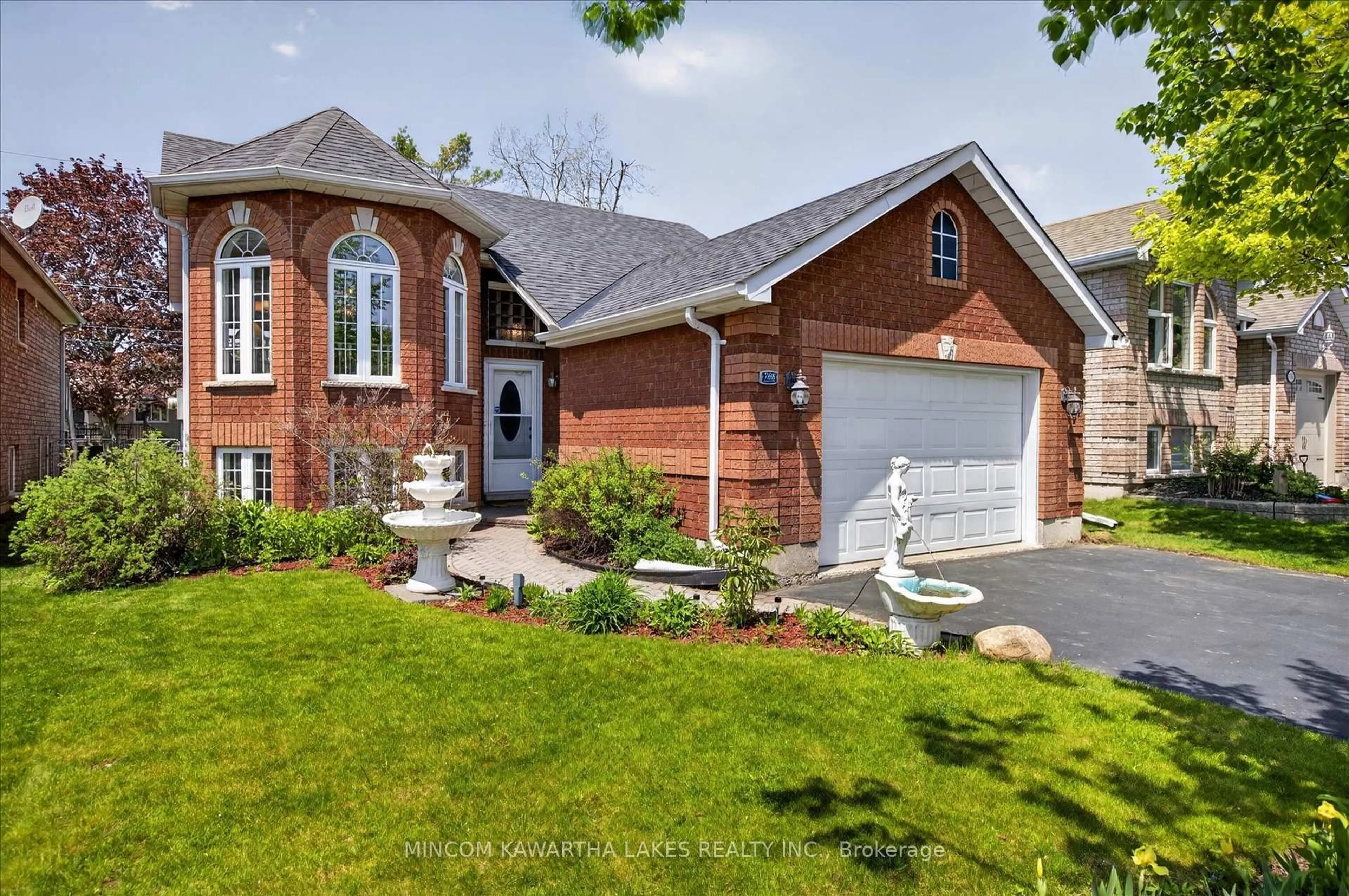 Home with brick exterior material, street for 788 Hemlock St, Peterborough Ontario K9H 7P2