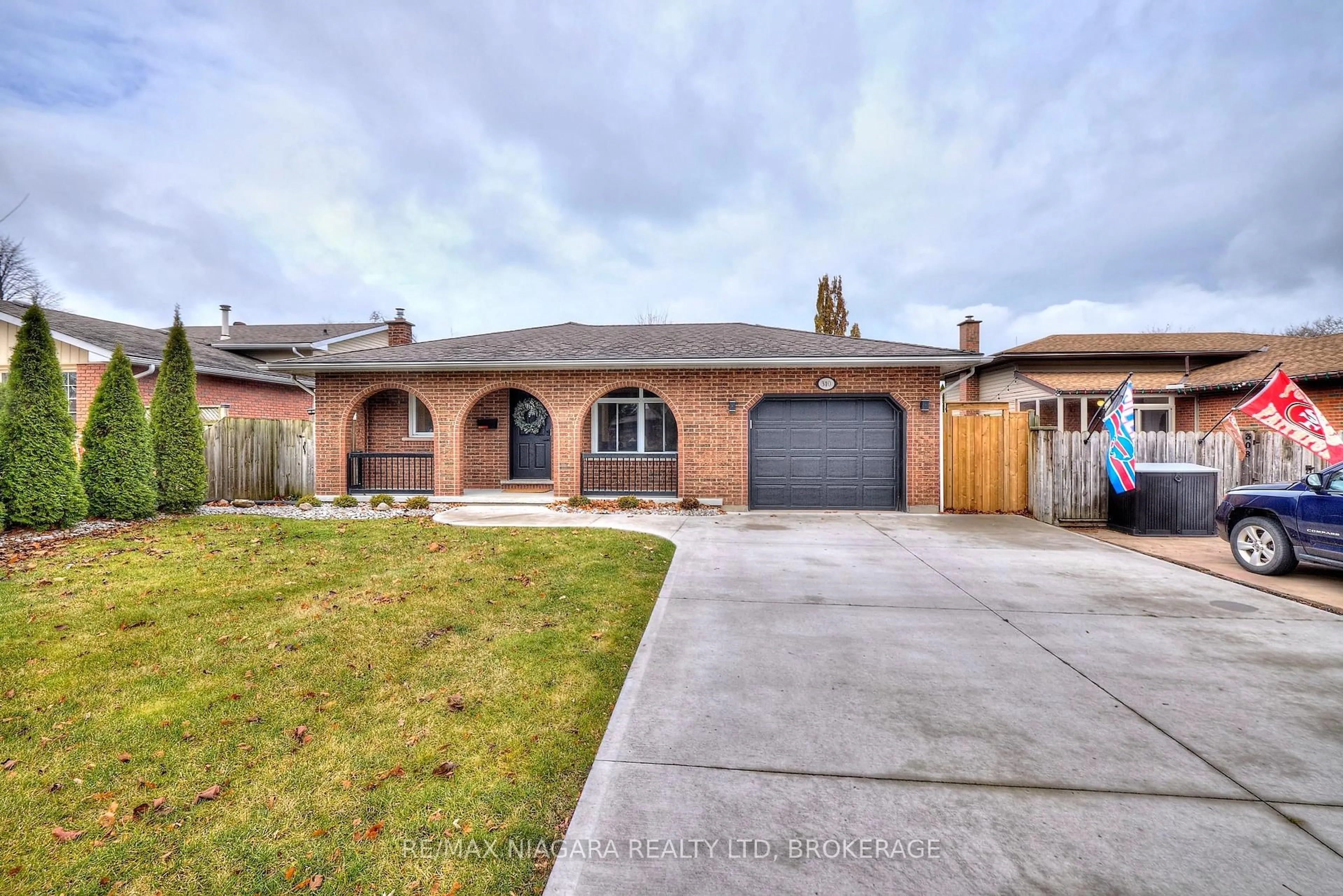 Home with brick exterior material, street for 310 Main St, St. Catharines Ontario L2N 7A9