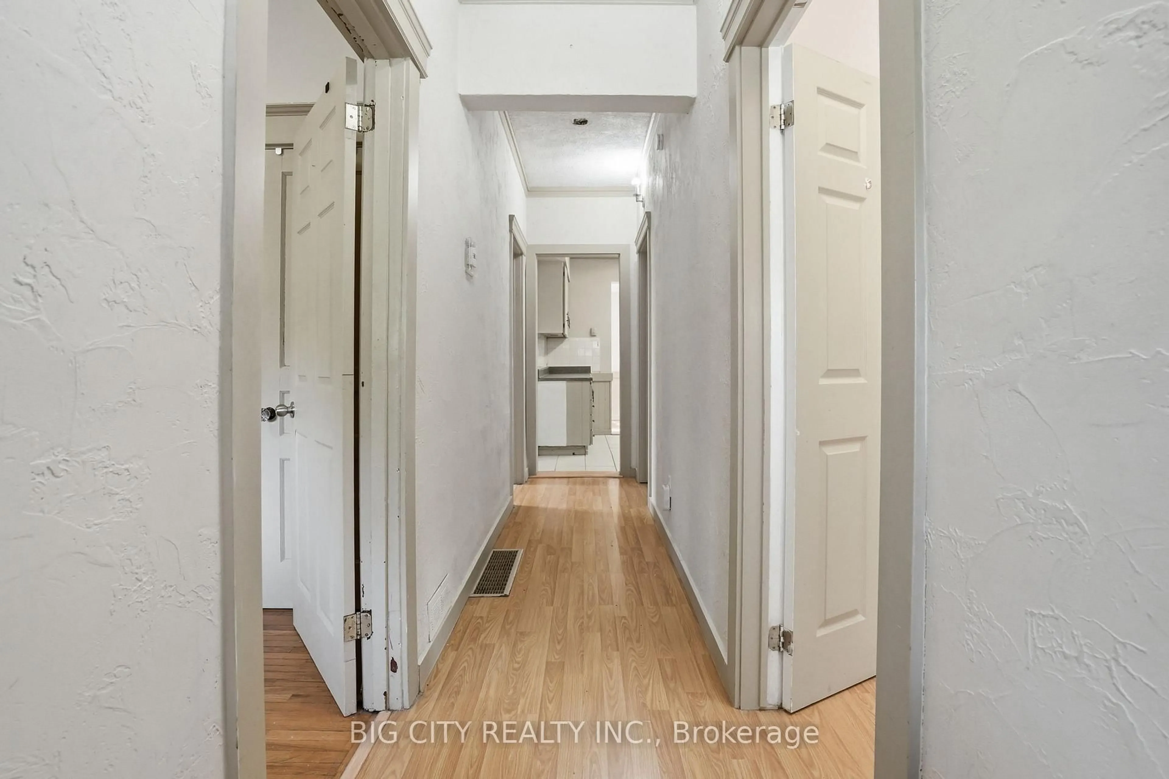 Unknown for 56 Holmes Ave, Hamilton Ontario L8S 2K6