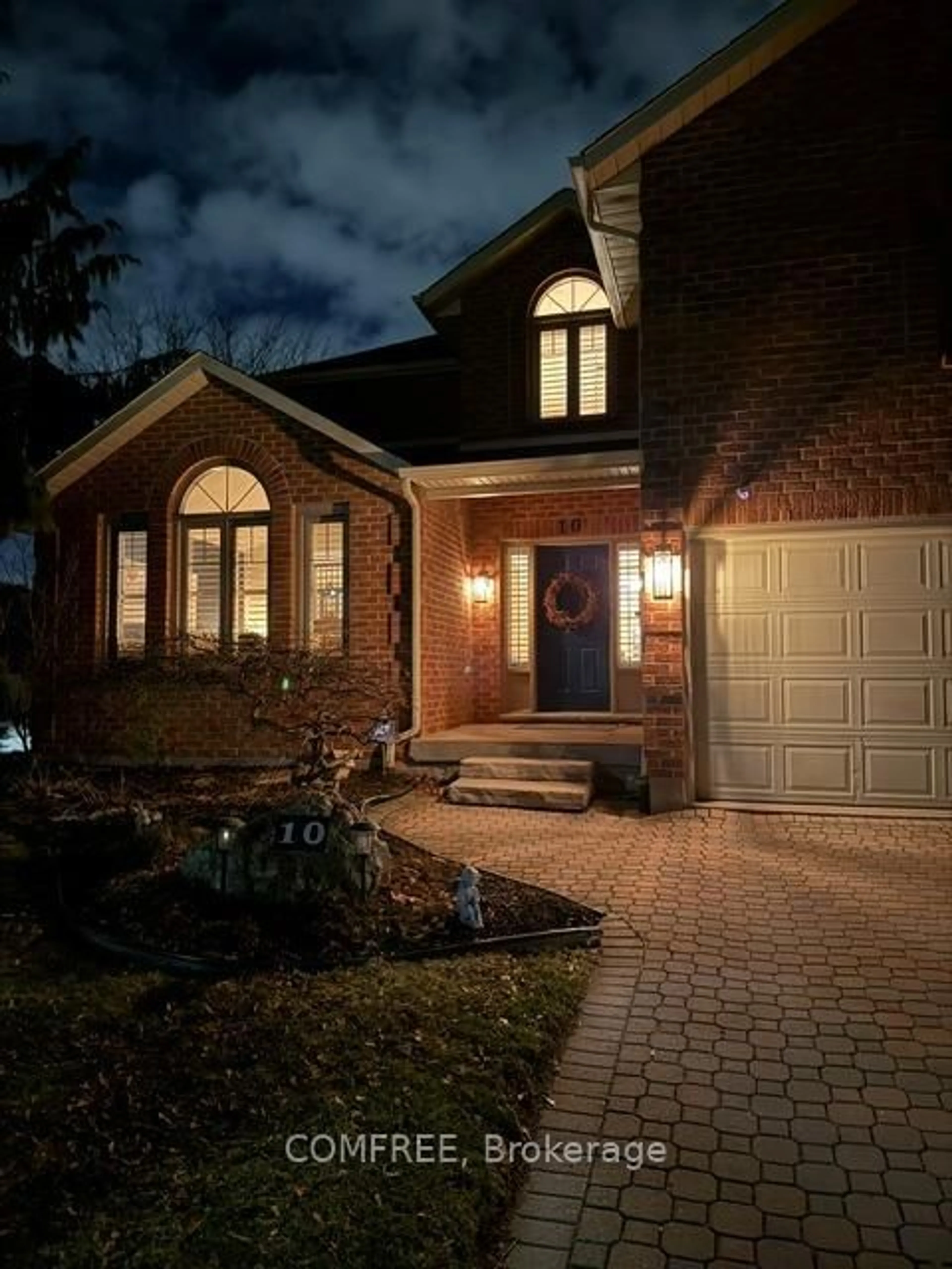 Home with brick exterior material, street for 10 Endicott Dr, St. Catharines Ontario L2S 3R6