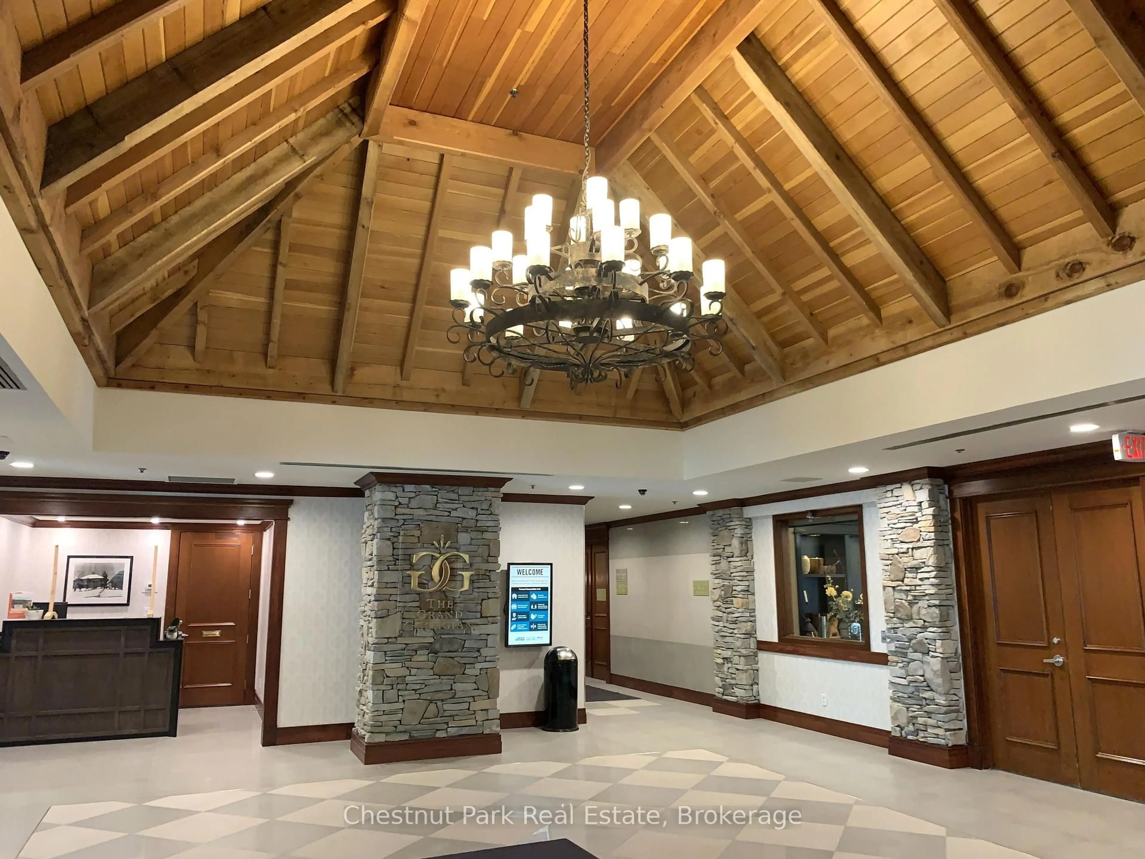 Indoor foyer for 156 Jozo Weider Blvd #449, Blue Mountains Ontario L9Y 0V2