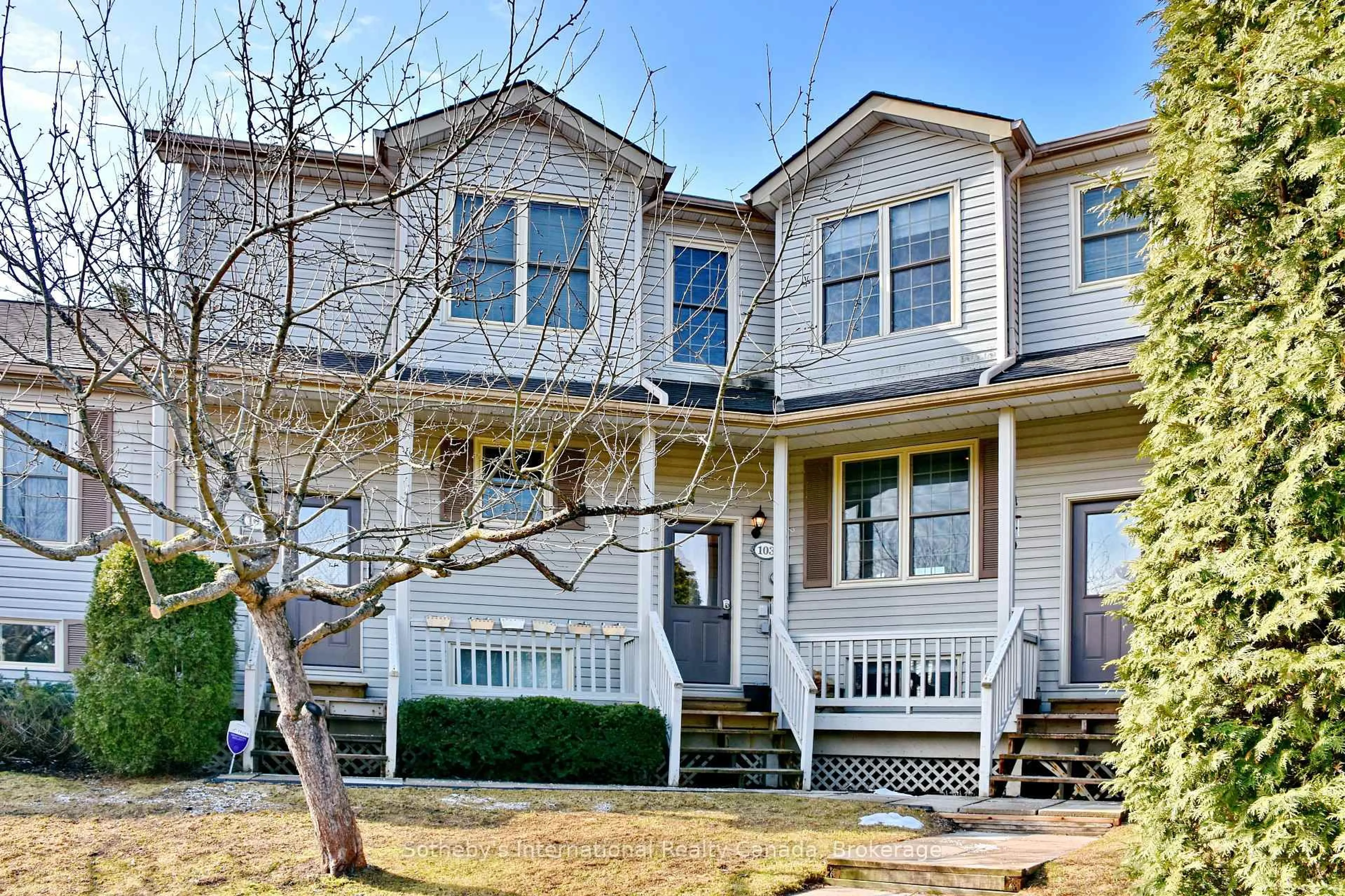 Home with vinyl exterior material, street for 150 Victoria St #103, Blue Mountains Ontario N0H 2P0