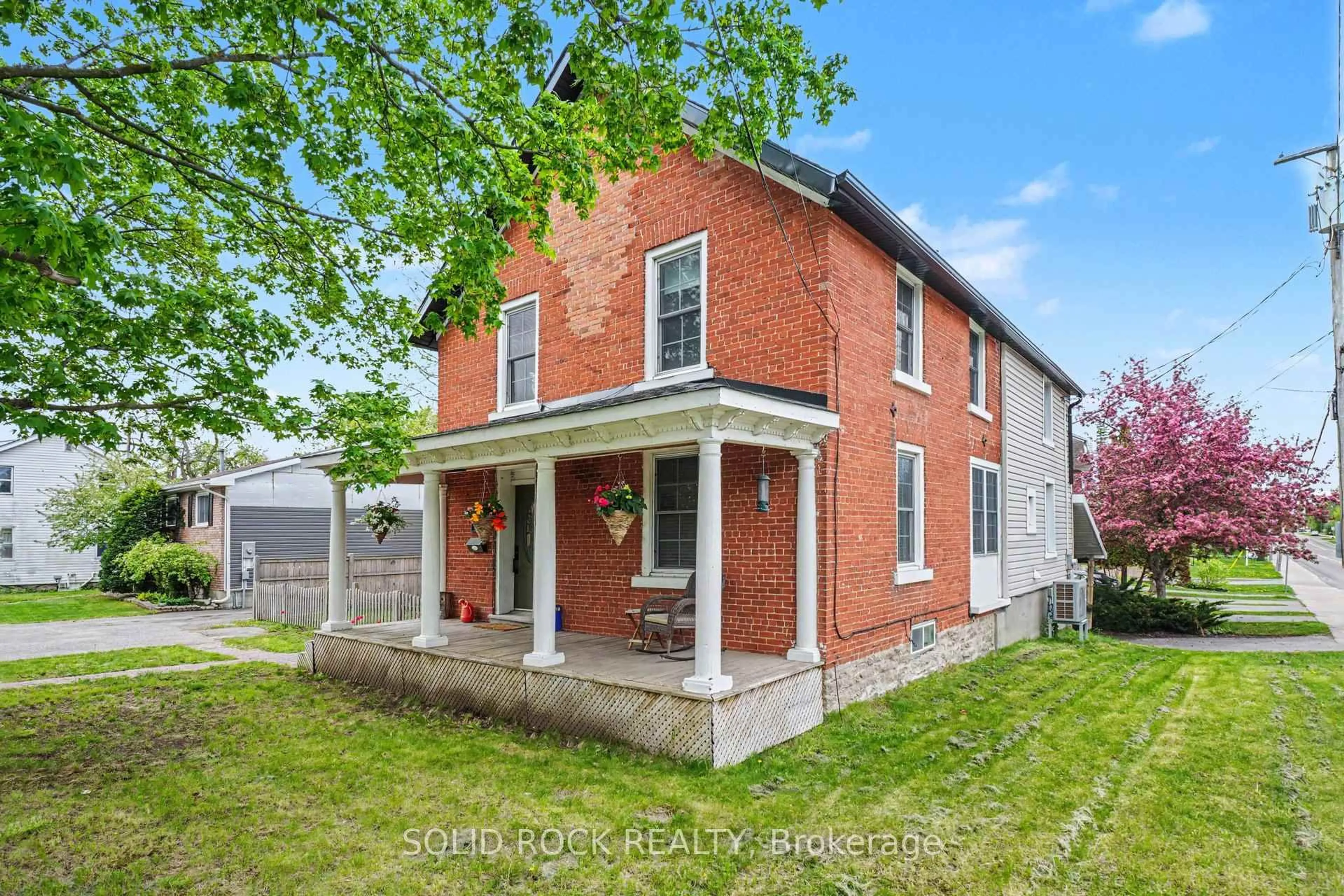 Home with brick exterior material, street for 312 Bridge St, Carleton Place Ontario K7C 3H8