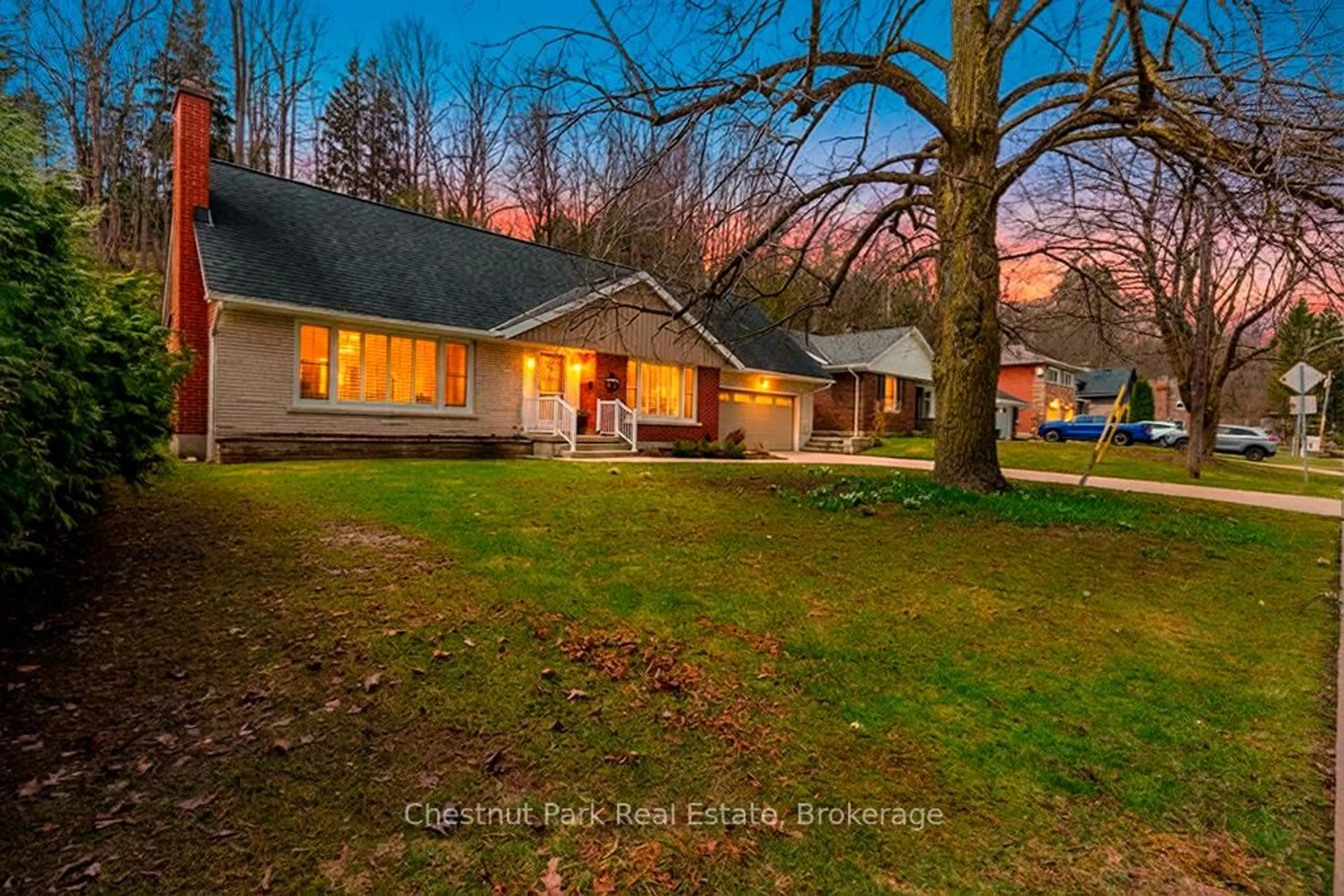 A pic from outside/outdoor area/front of a property/back of a property/a pic from drone, water/lake/river/ocean view for 360 2nd Ave, Owen Sound Ontario N4K 4L7