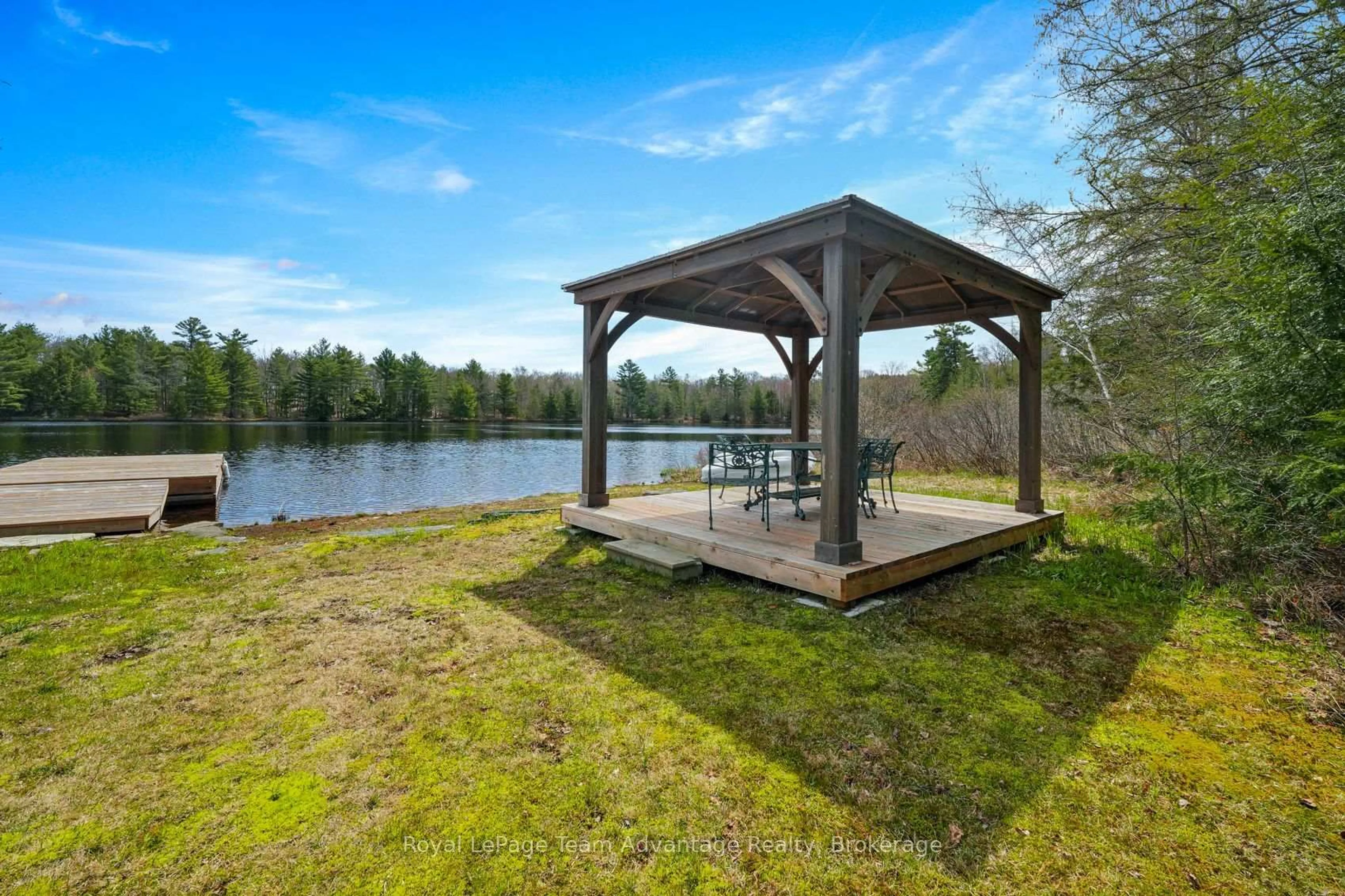 Patio, water/lake/river/ocean view for 26 Mallard Rd, Seguin Ontario P2A 2W8