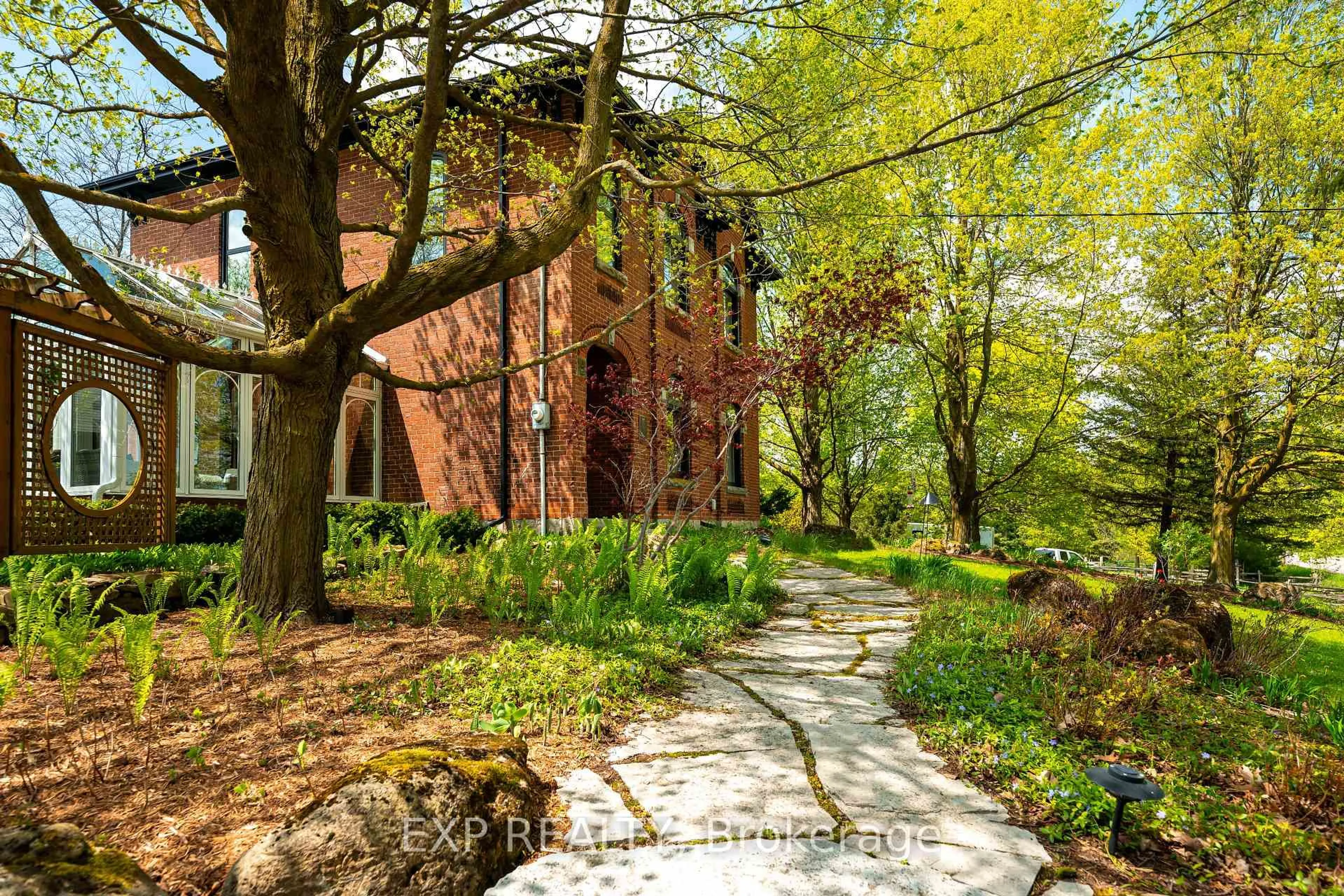 Home with brick exterior material, street for 753174 2nd Line EHS, Mono Ontario L9W 5W4