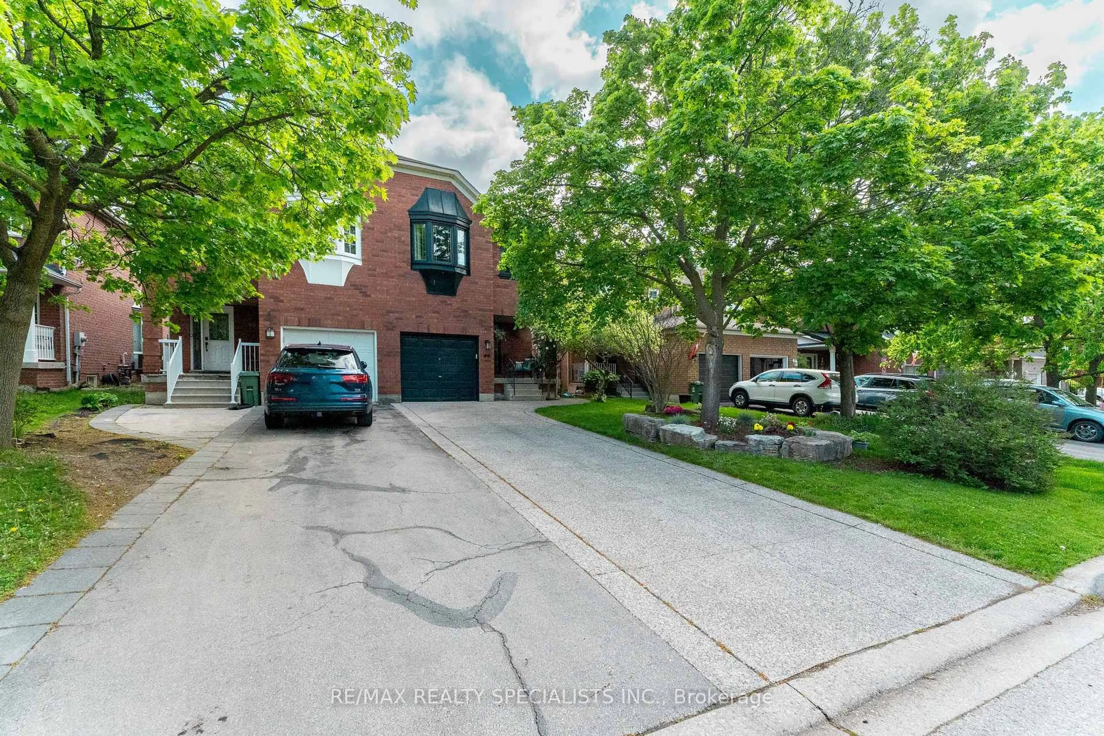 Home with brick exterior material, street for 46 Harnesworth Cres, Hamilton Ontario L0R 2H6