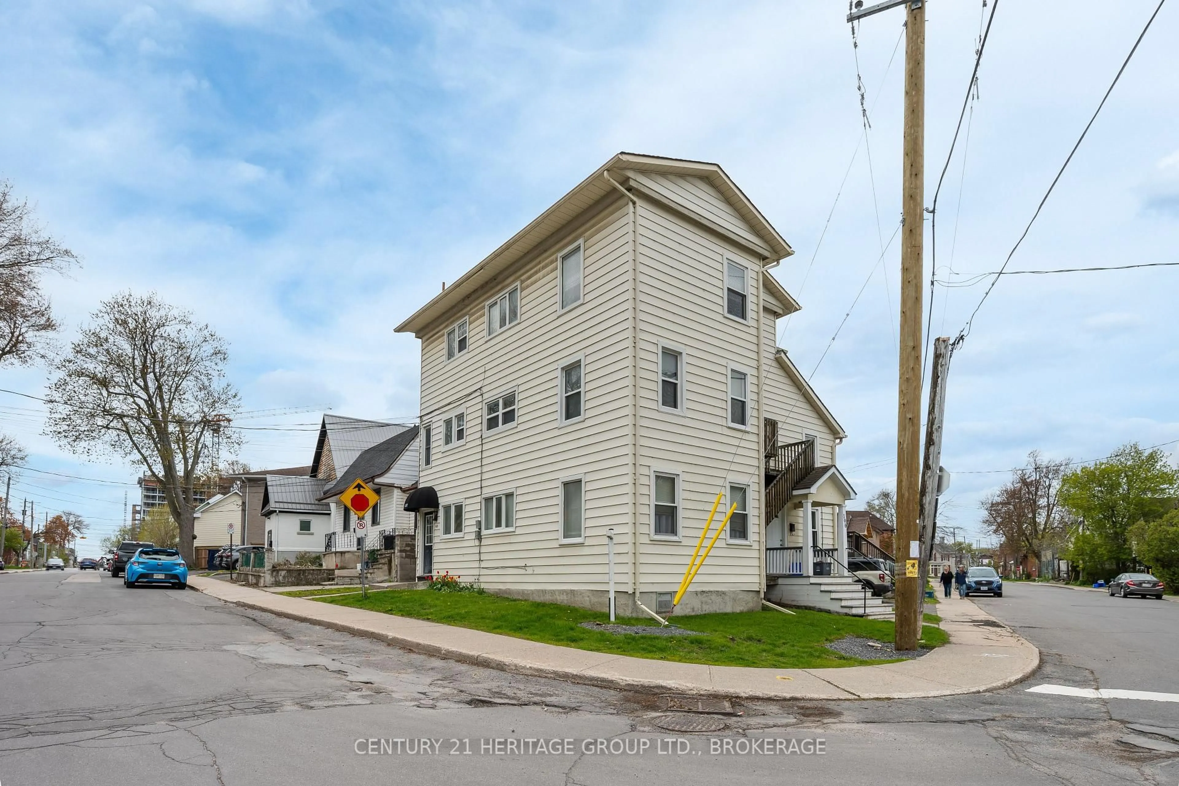 Unknown for 432 Barrie St, Kingston Ontario K7K 3T9