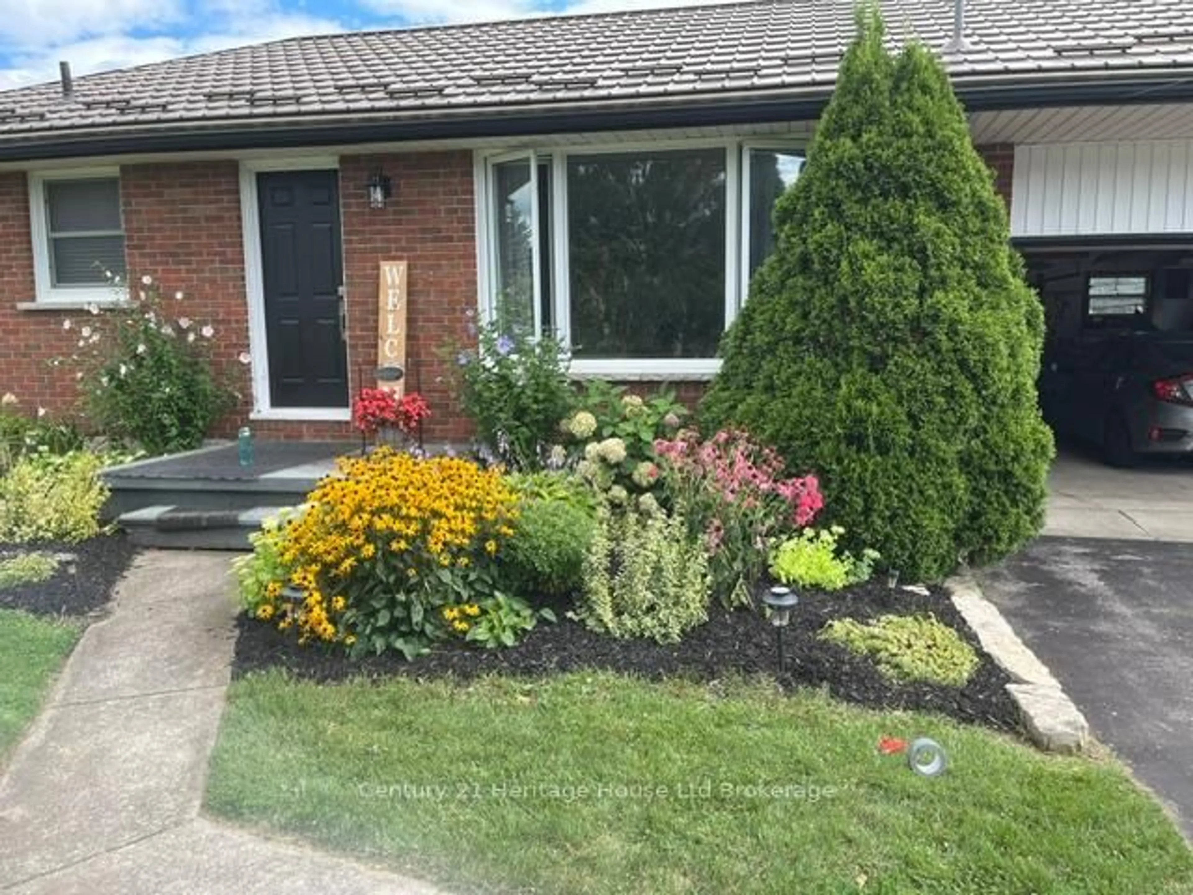 Unknown for 219 Brock St, Zorra Ontario N0M 2M0