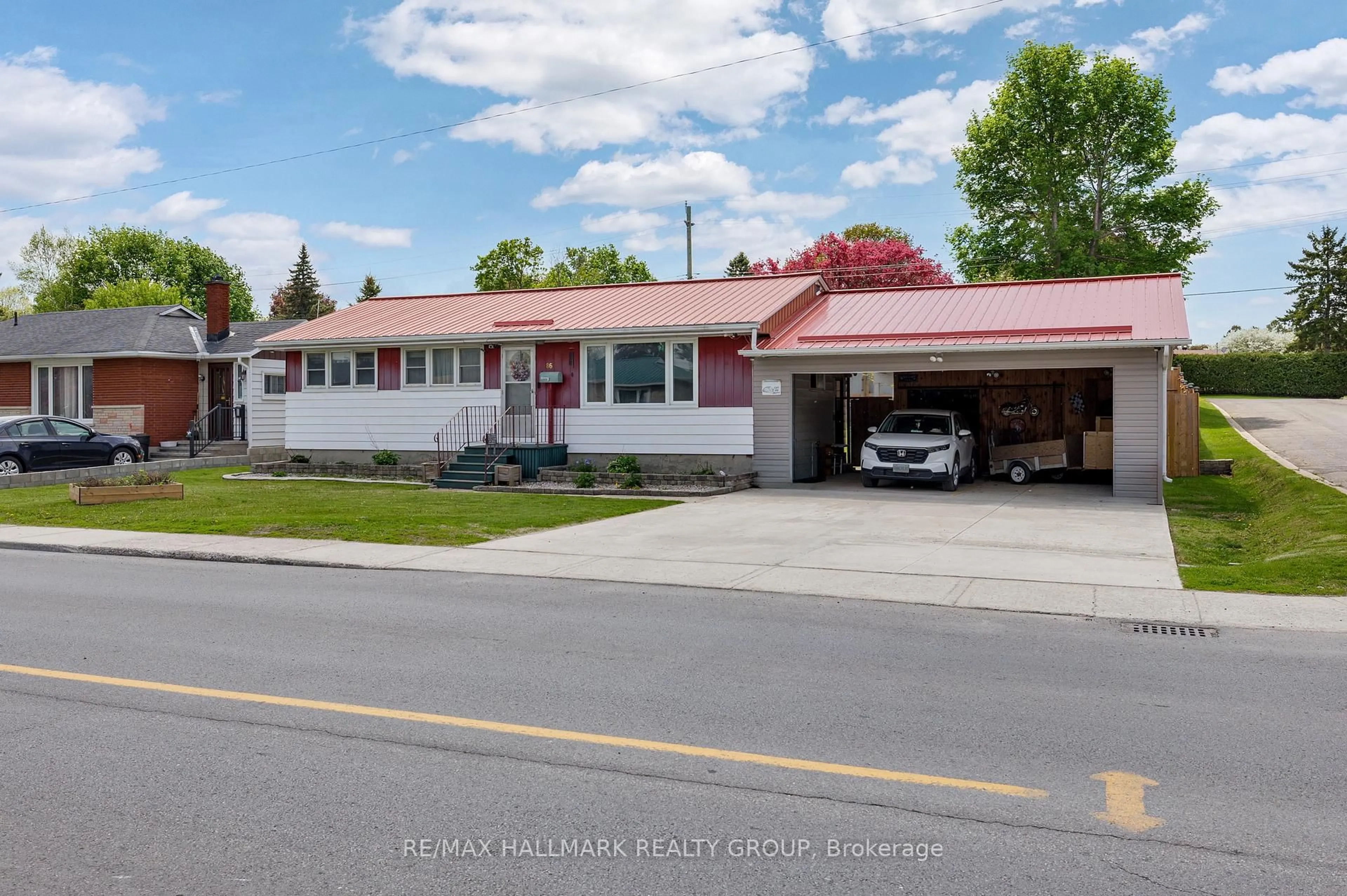 Unknown for 86 Jasper Ave, Smiths Falls Ontario K7A 4E1