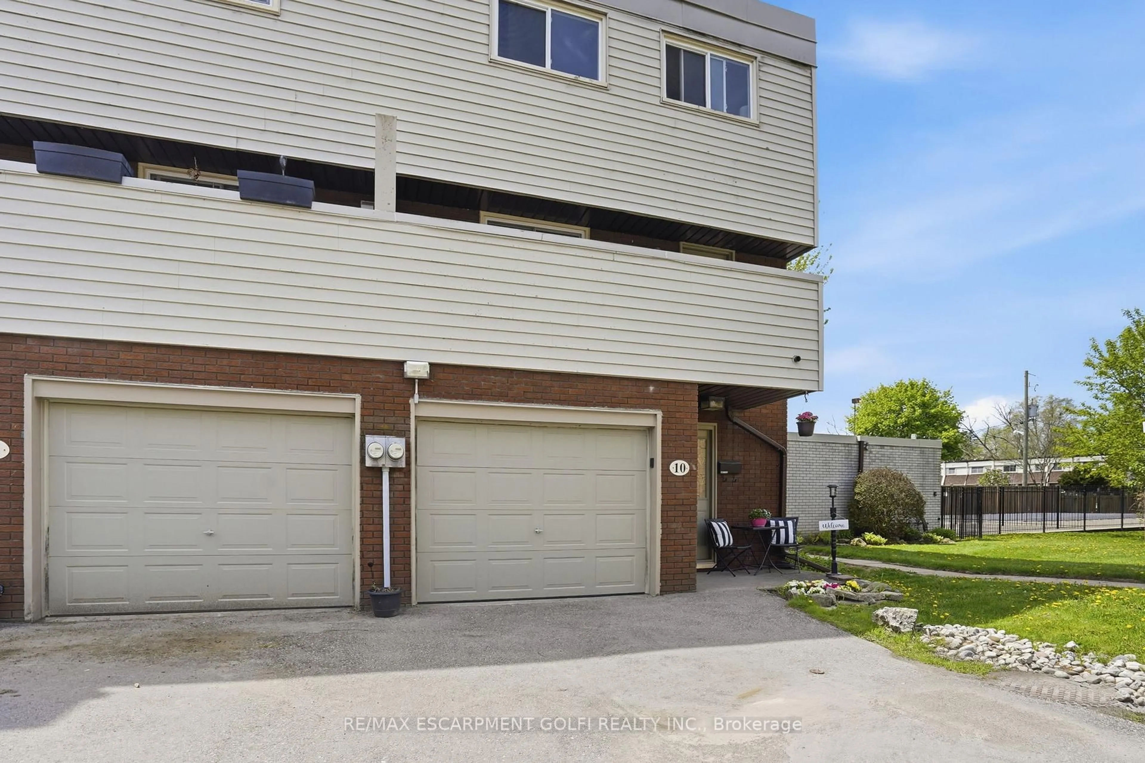 Unknown for 23 Watsons Lane #10, Hamilton Ontario L9H 5G8