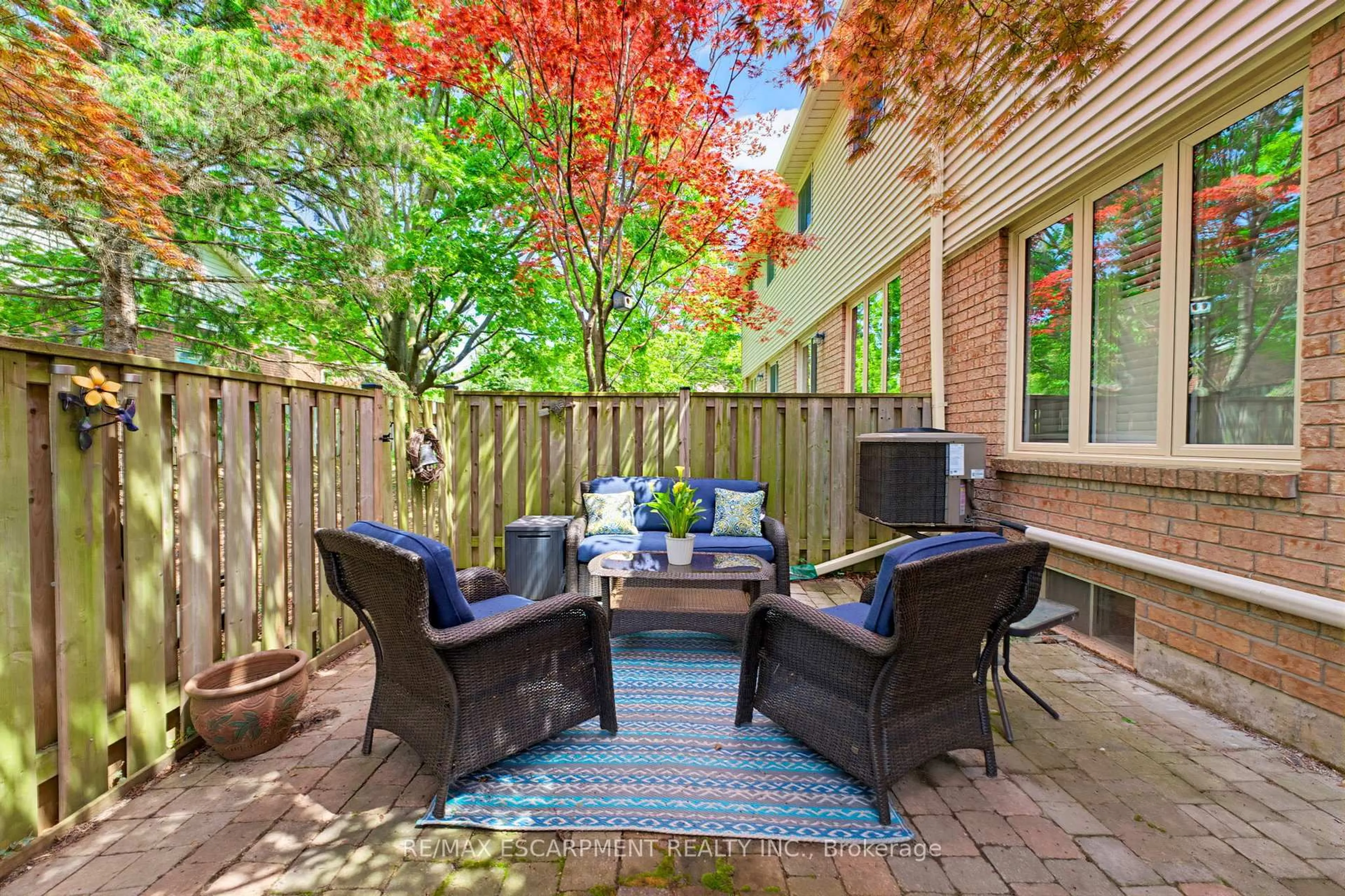 Patio, street for 79 Braeheid Ave #16, Hamilton Ontario L8B 0C6
