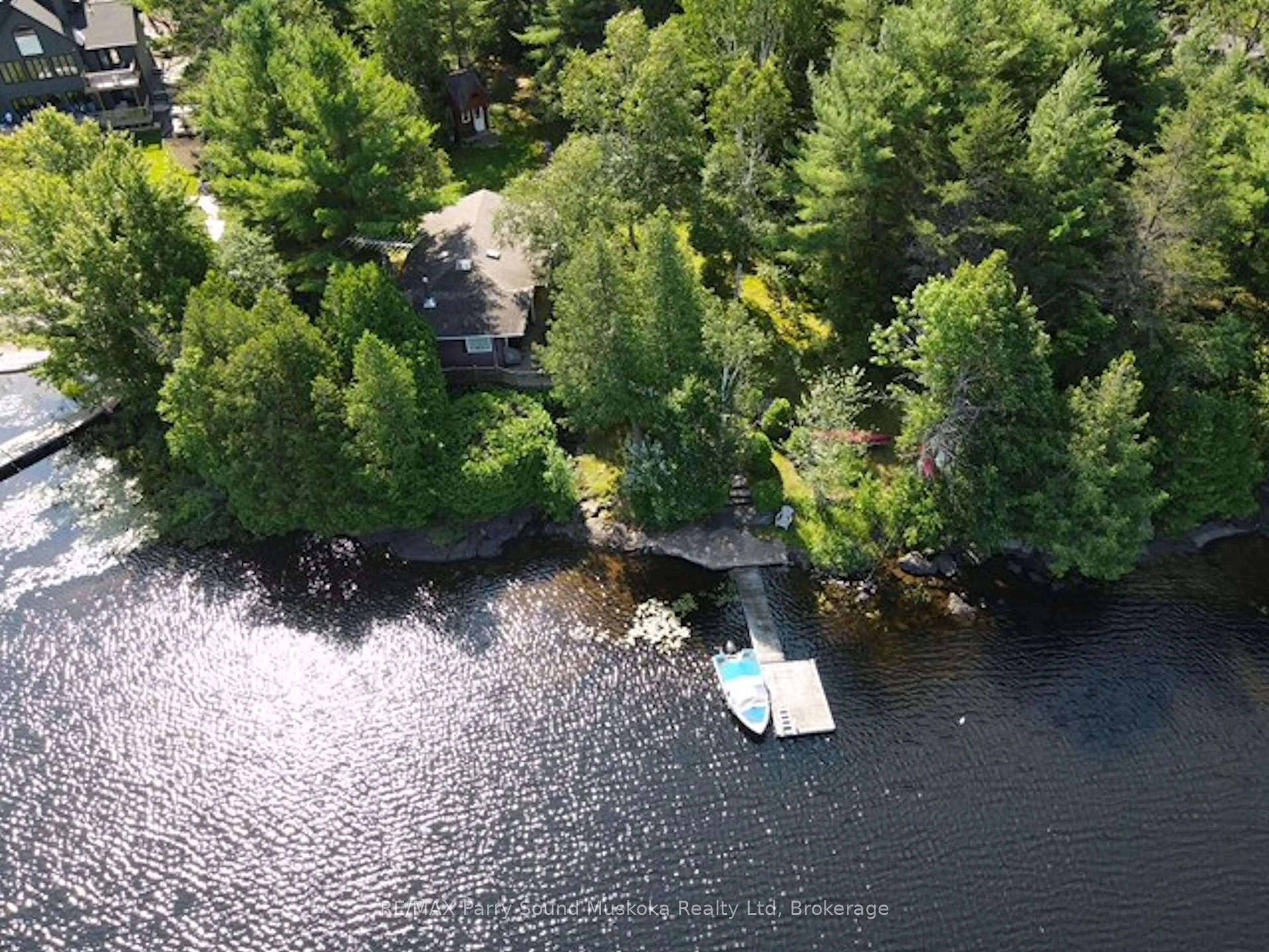 A pic from outside/outdoor area/front of a property/back of a property/a pic from drone, water/lake/river/ocean view for 91 Gibson Bay Rd, Whitestone Ontario P0A 1G0