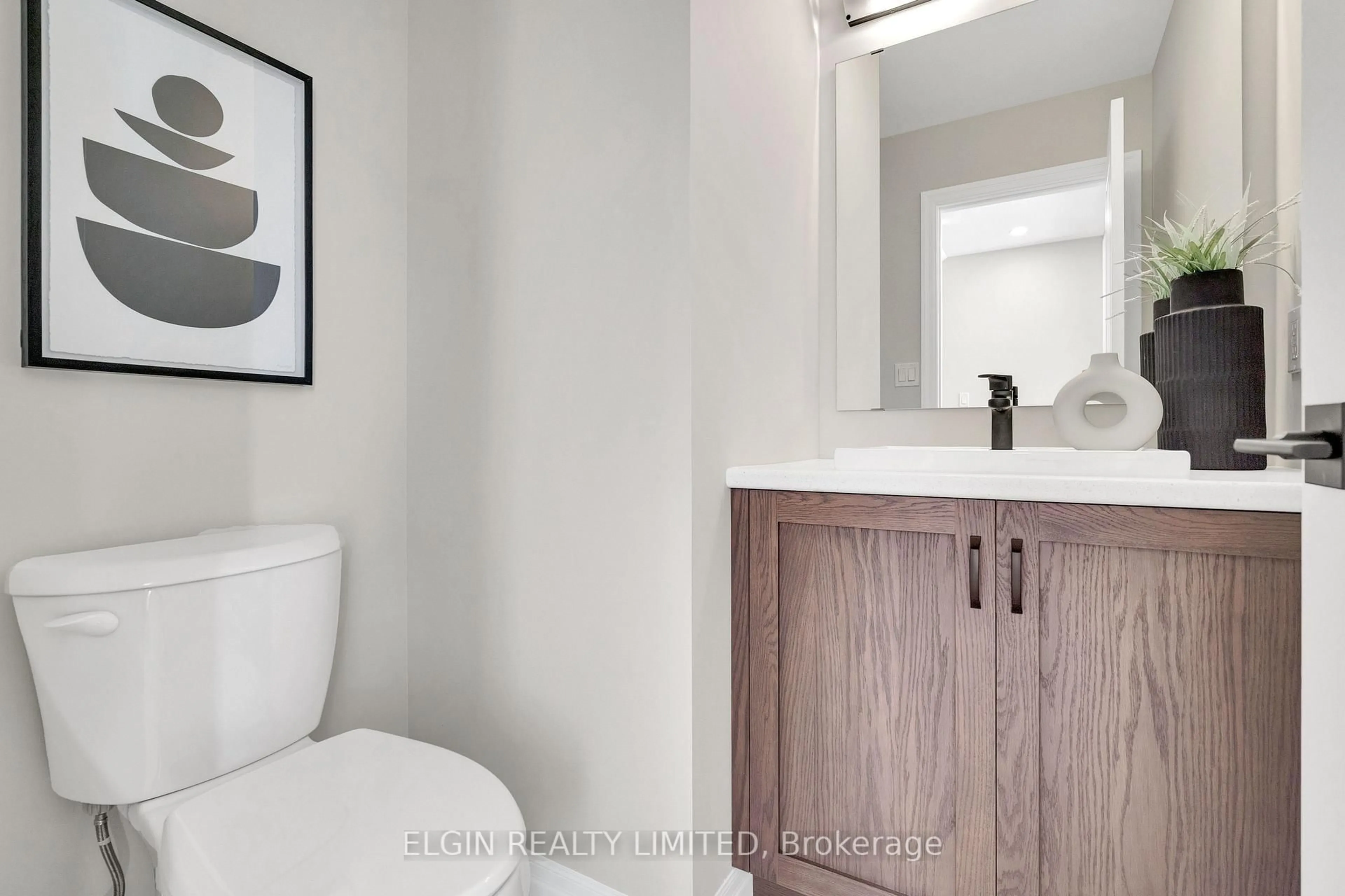 Standard bathroom, unknown for 77 Hemlock Cres, Aylmer Ontario N5H 0C2