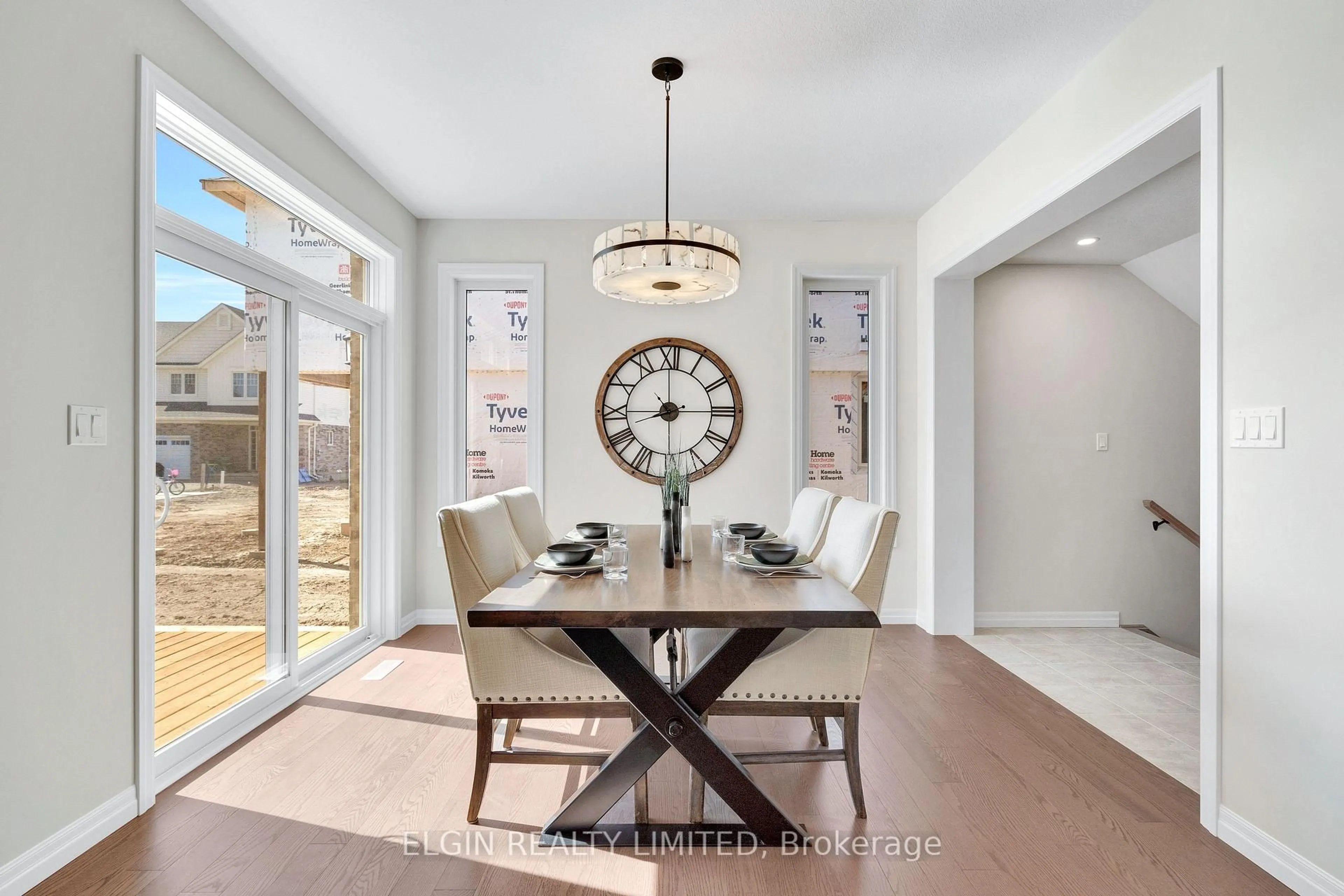 Dining room, ceramic/tile floor for 77 Hemlock Cres, Aylmer Ontario N5H 0C2