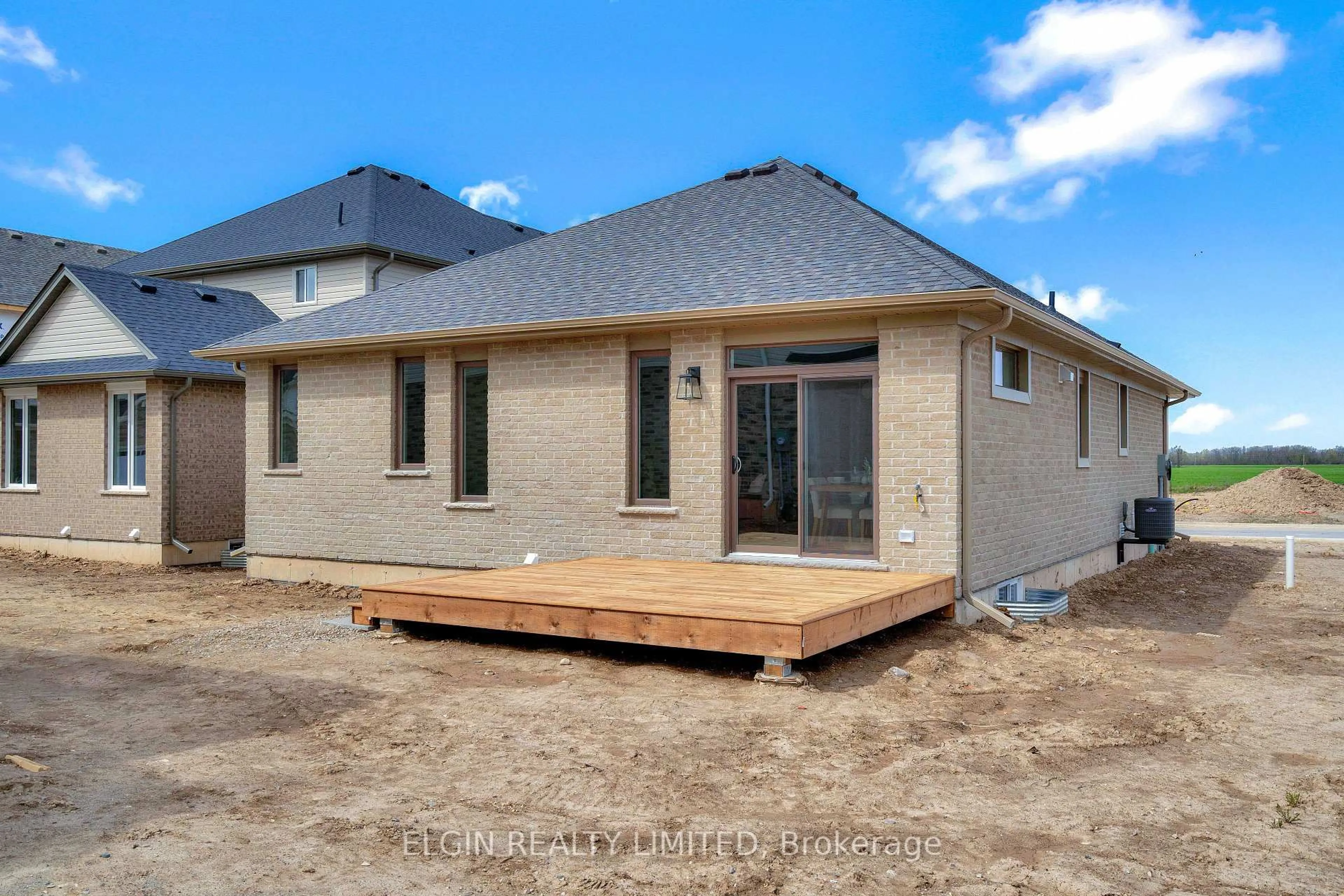 Home with brick exterior material, unknown for 79 Hemlock Cres, Aylmer Ontario N5H 0C2