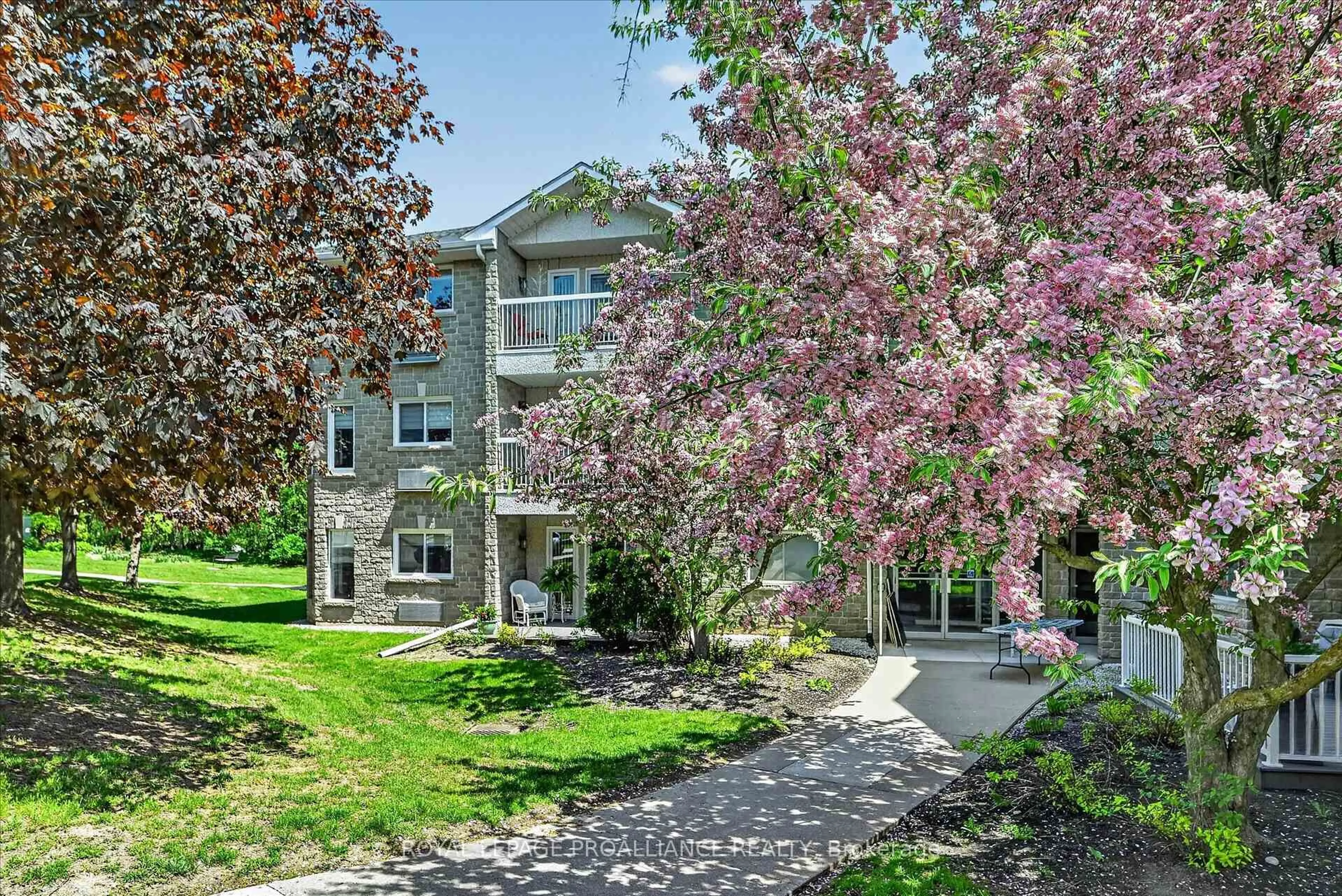 Patio, unknown for 1099 Clonsilla Ave #312A, Peterborough Ontario K9J 8L8