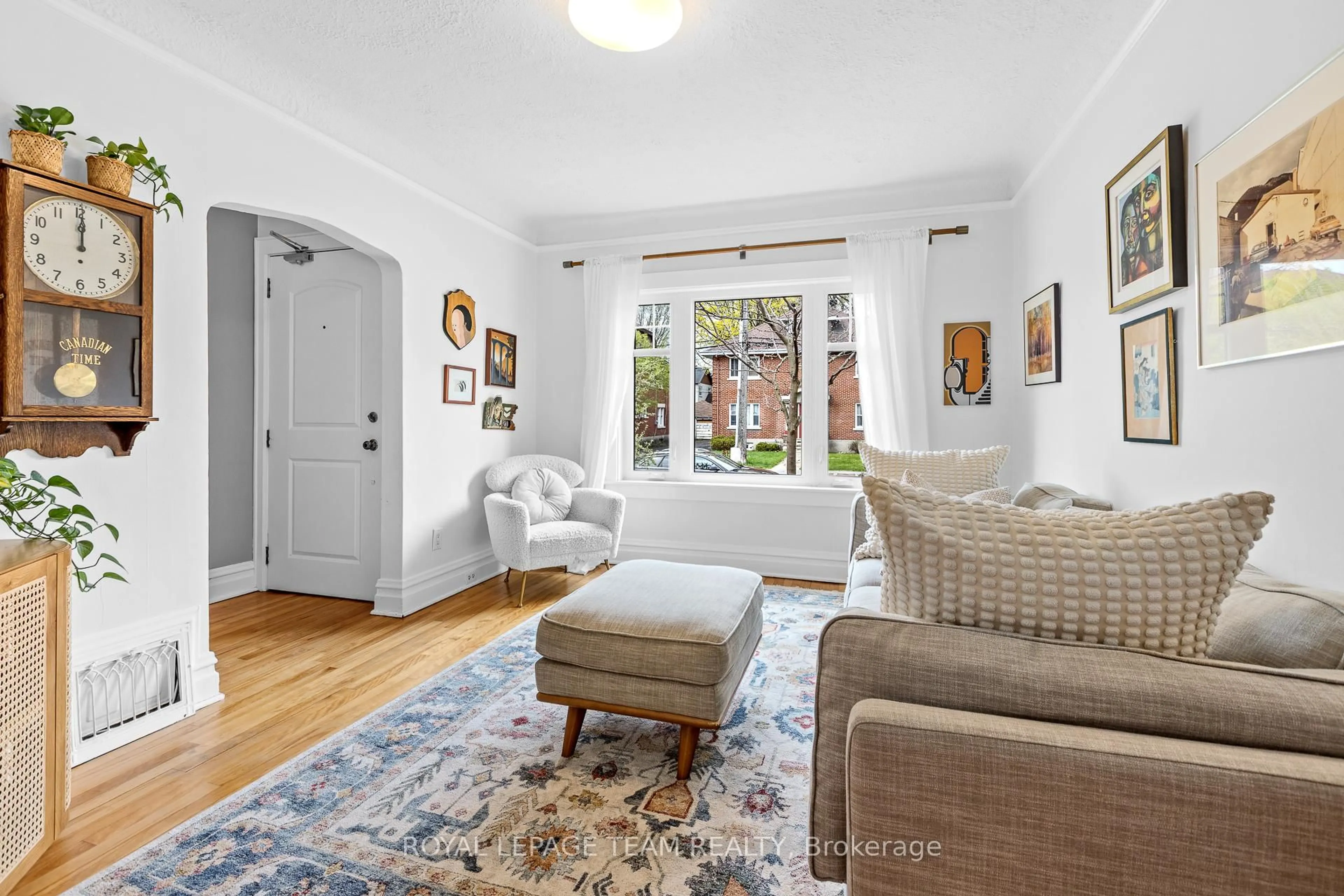 Living room with furniture, unknown for 135 Clarendon Ave, Ottawa Ontario K1Y 0R4